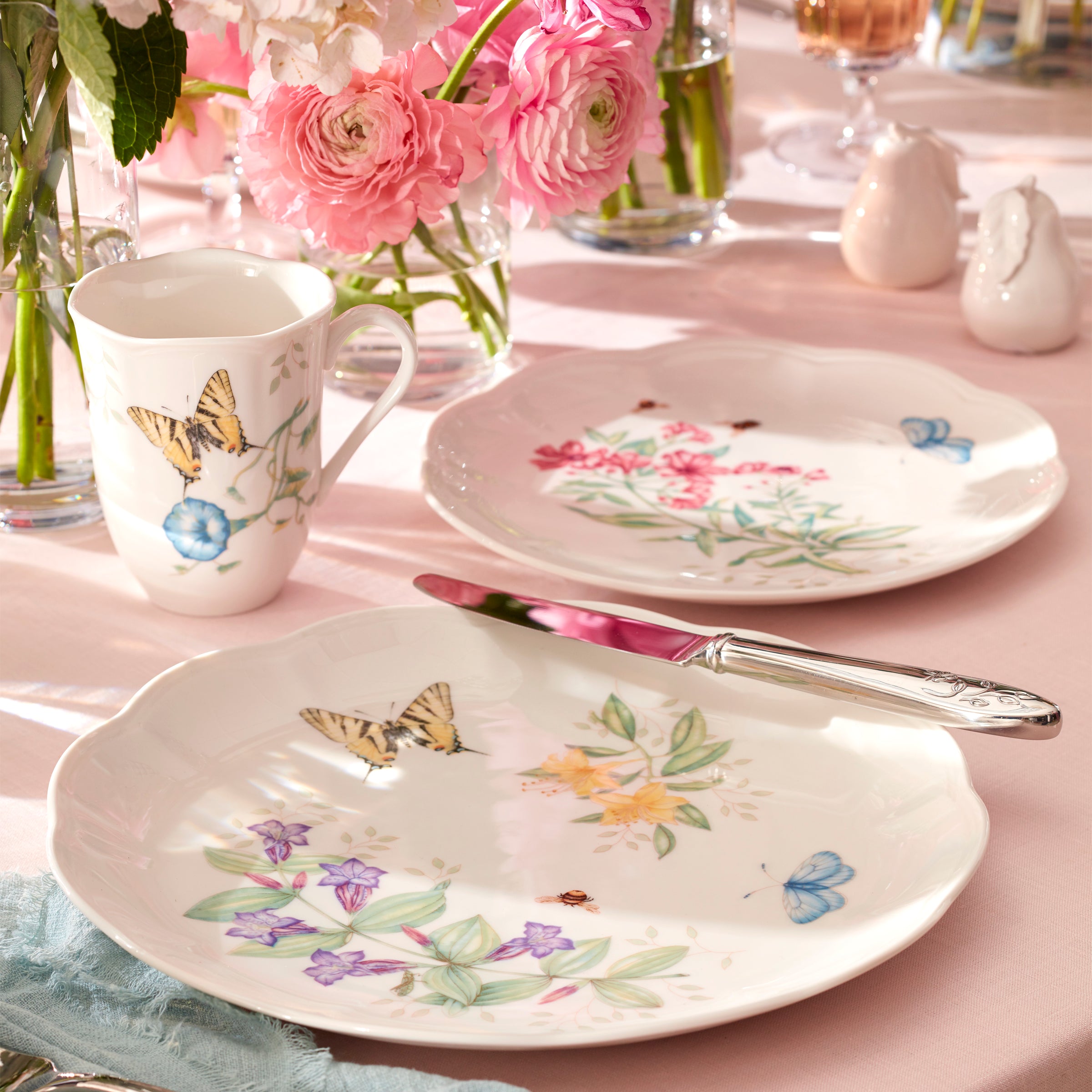 Butterfly Meadow Accent Plate 9" - Floral Ceramic Dishwasher-Safe