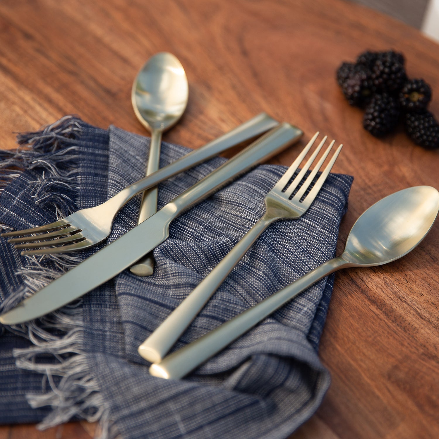 Champagne Gold Flatware Set 20-Piece for 4 | Gilda Satin