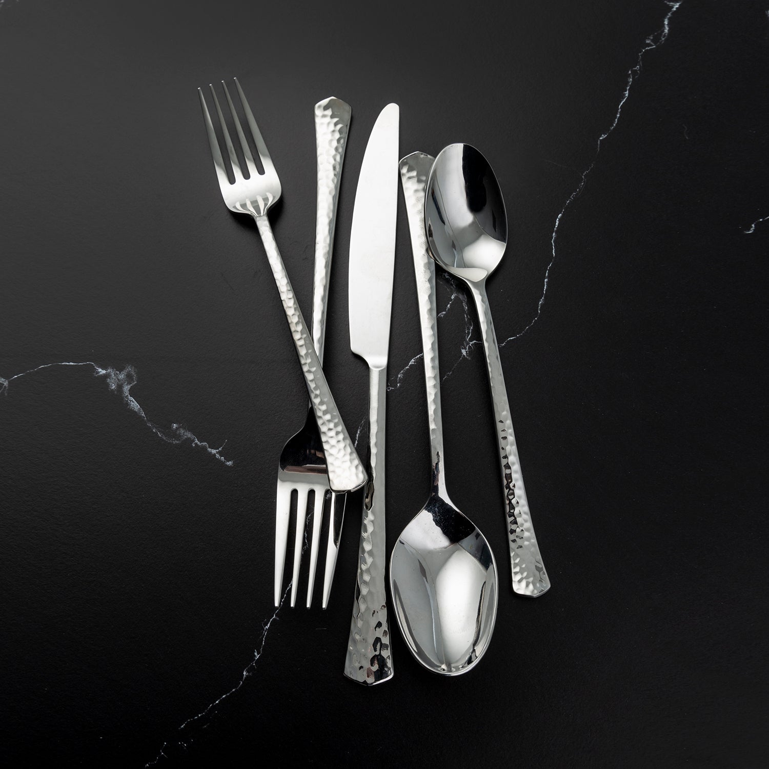 Hammered Flatware Set 20-Piece for 4 | Reagan Mirror
