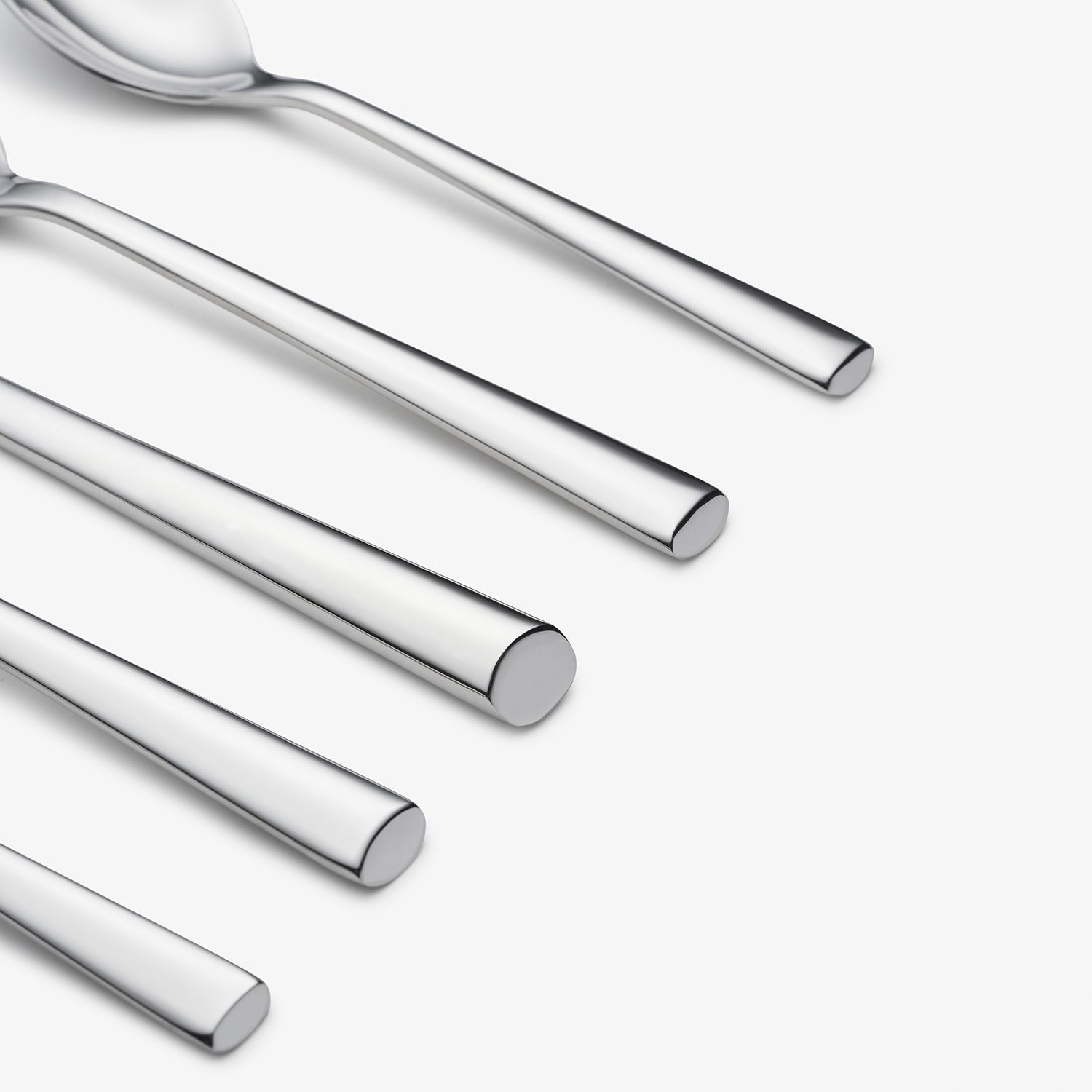 20-Piece Flatware Set with Mirror Finish | Gilda