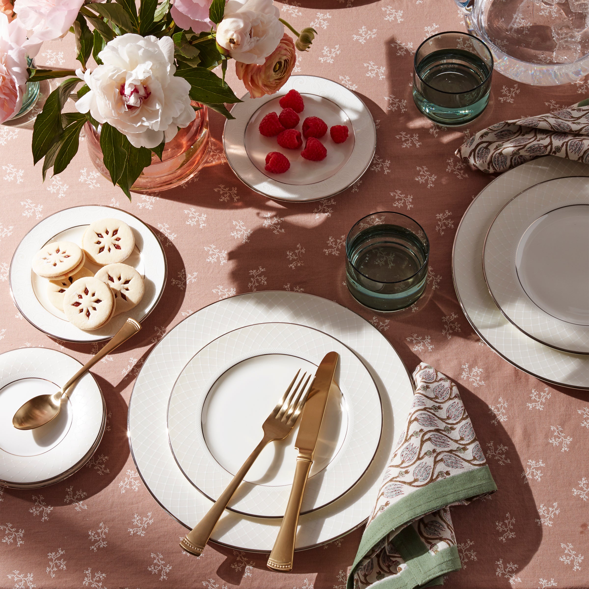 White Venetian Lace Bread Plate with Platinum Rim | Bone China