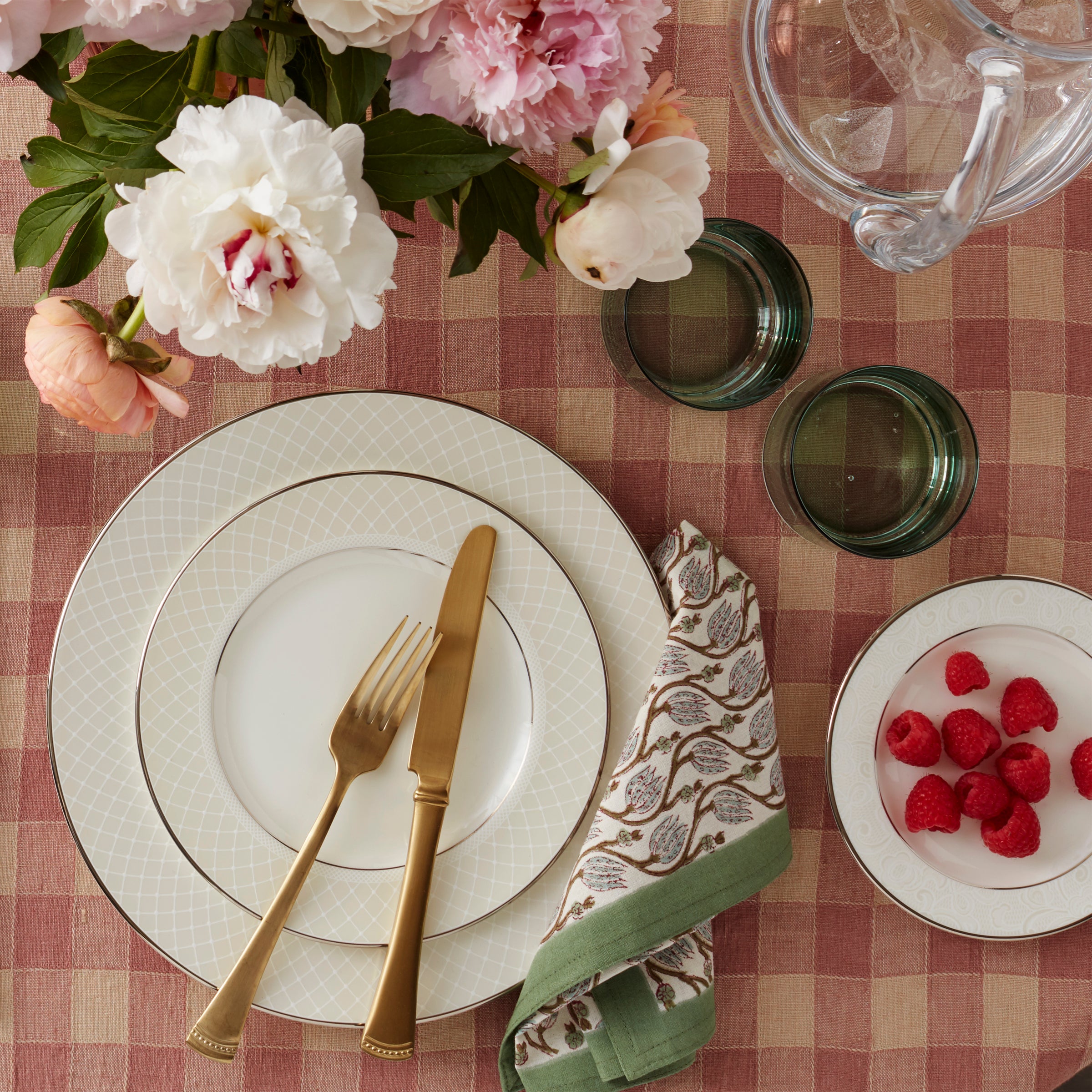 White Venetian Lace Bread Plate with Platinum Rim | Bone China