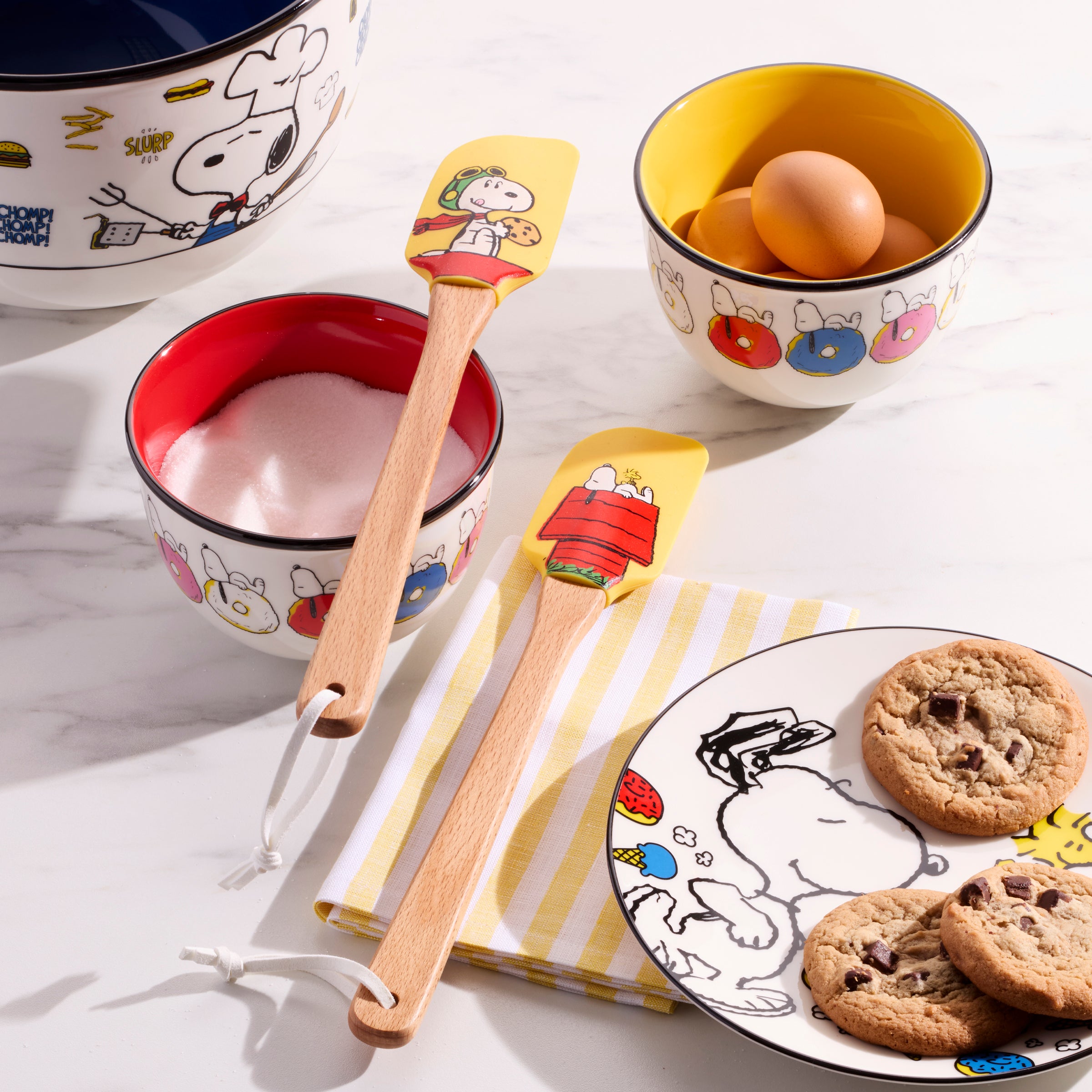 Yellow Spatulas Set of 2 - Chef Snoopy Kitchen Utensils