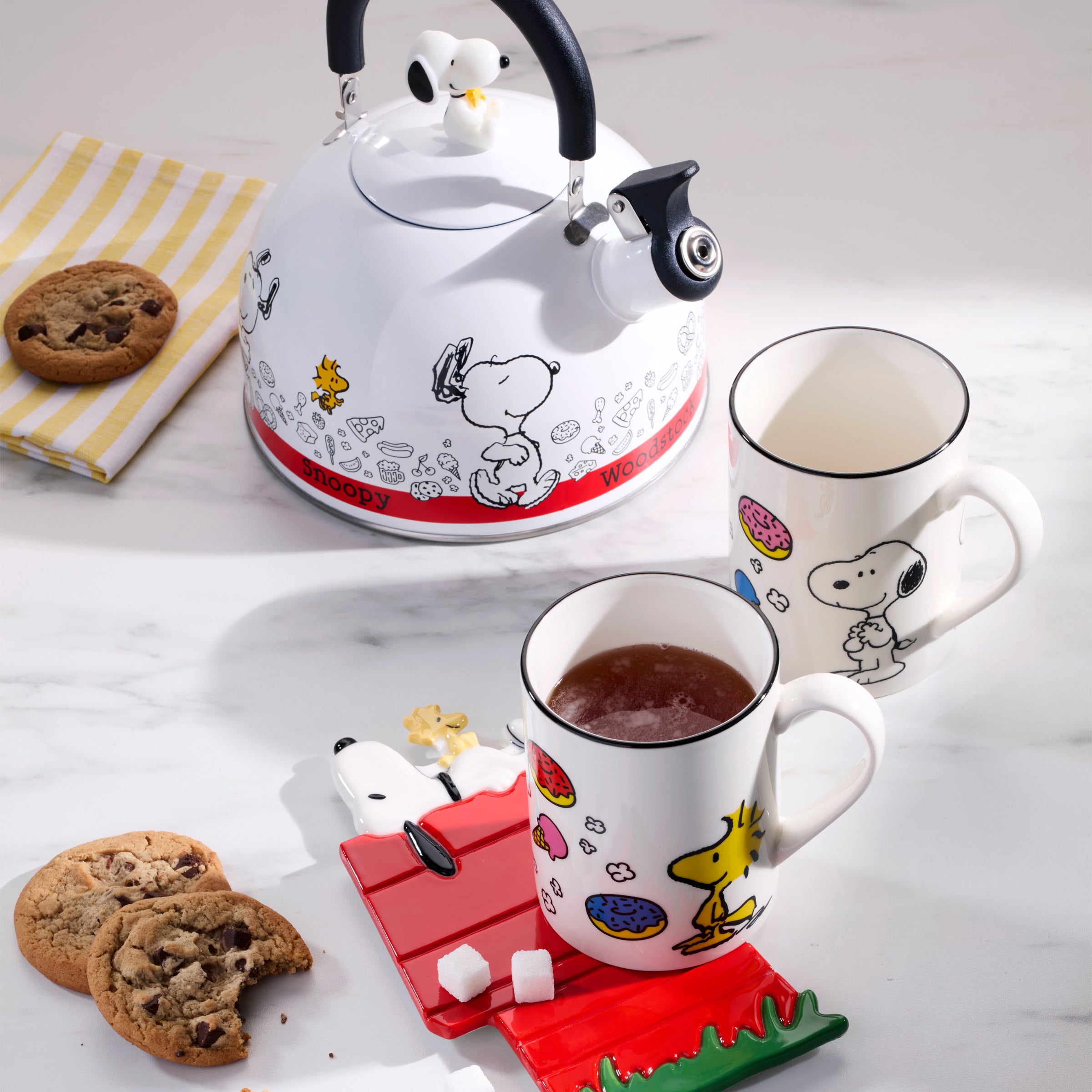 Chef Snoopy Tea Kettle for Kitchen & Dining | Peanuts Collection