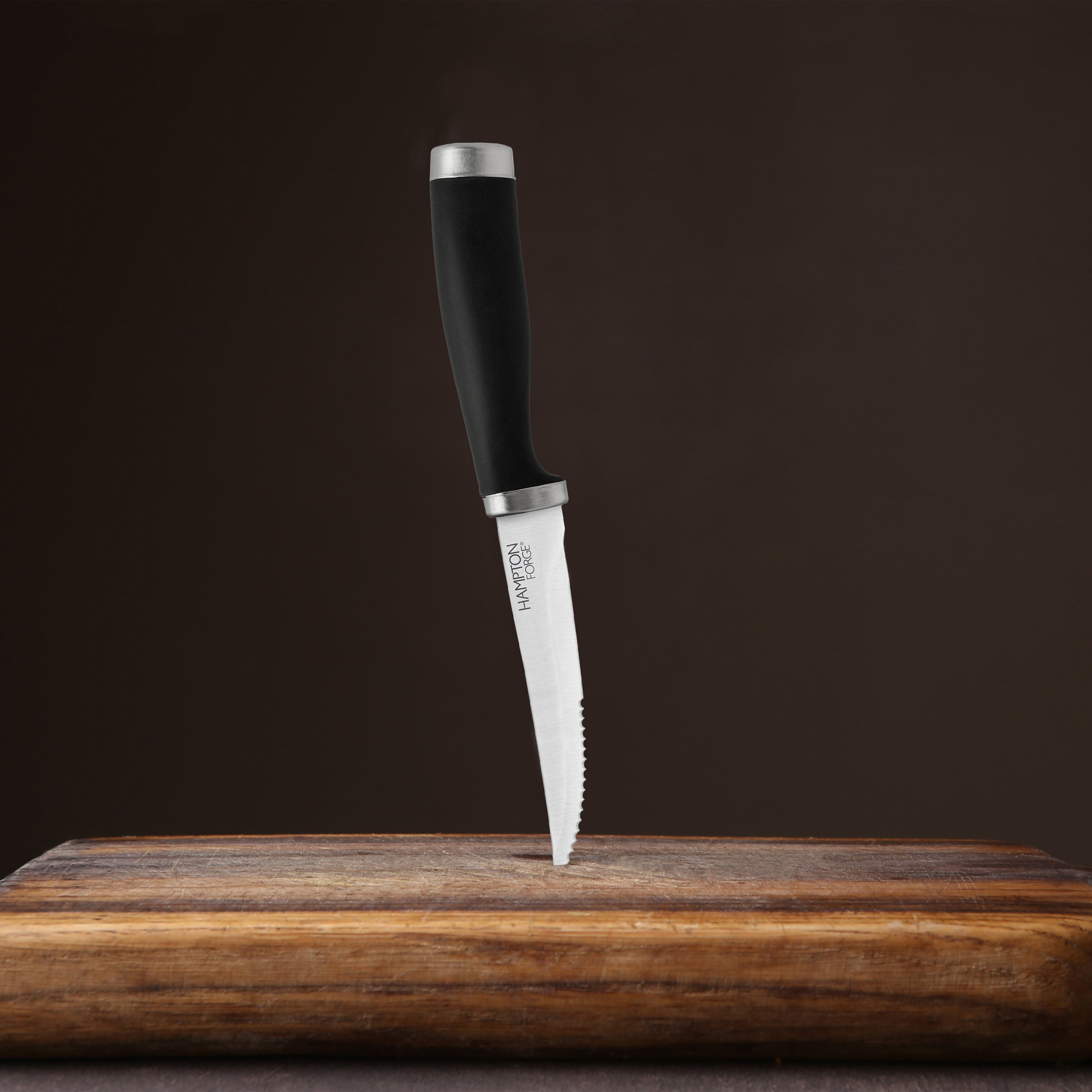 Black Steak Knives Set of 4 with Ergonomic Grip | Epicure by Hampton Forge