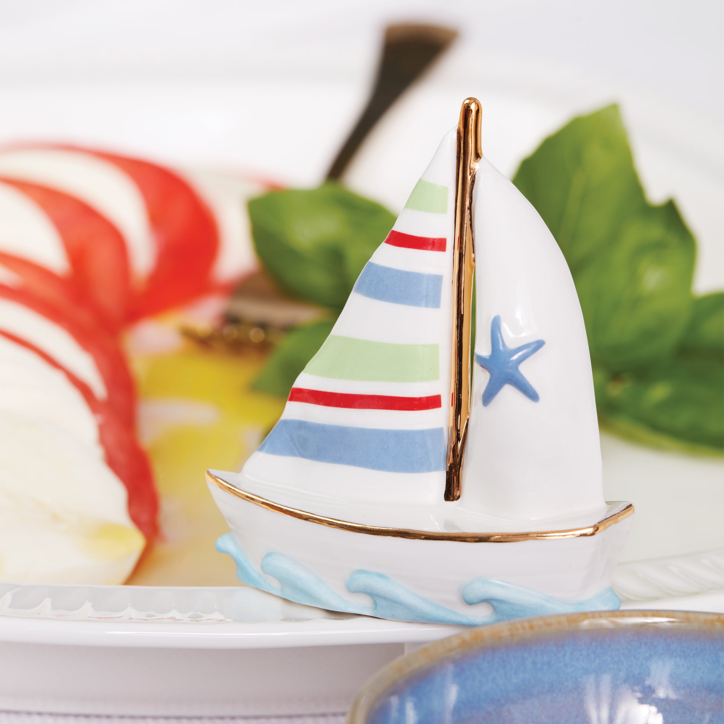 Sailboat Party Popper for Tropical Themed Events | Profile Poppers