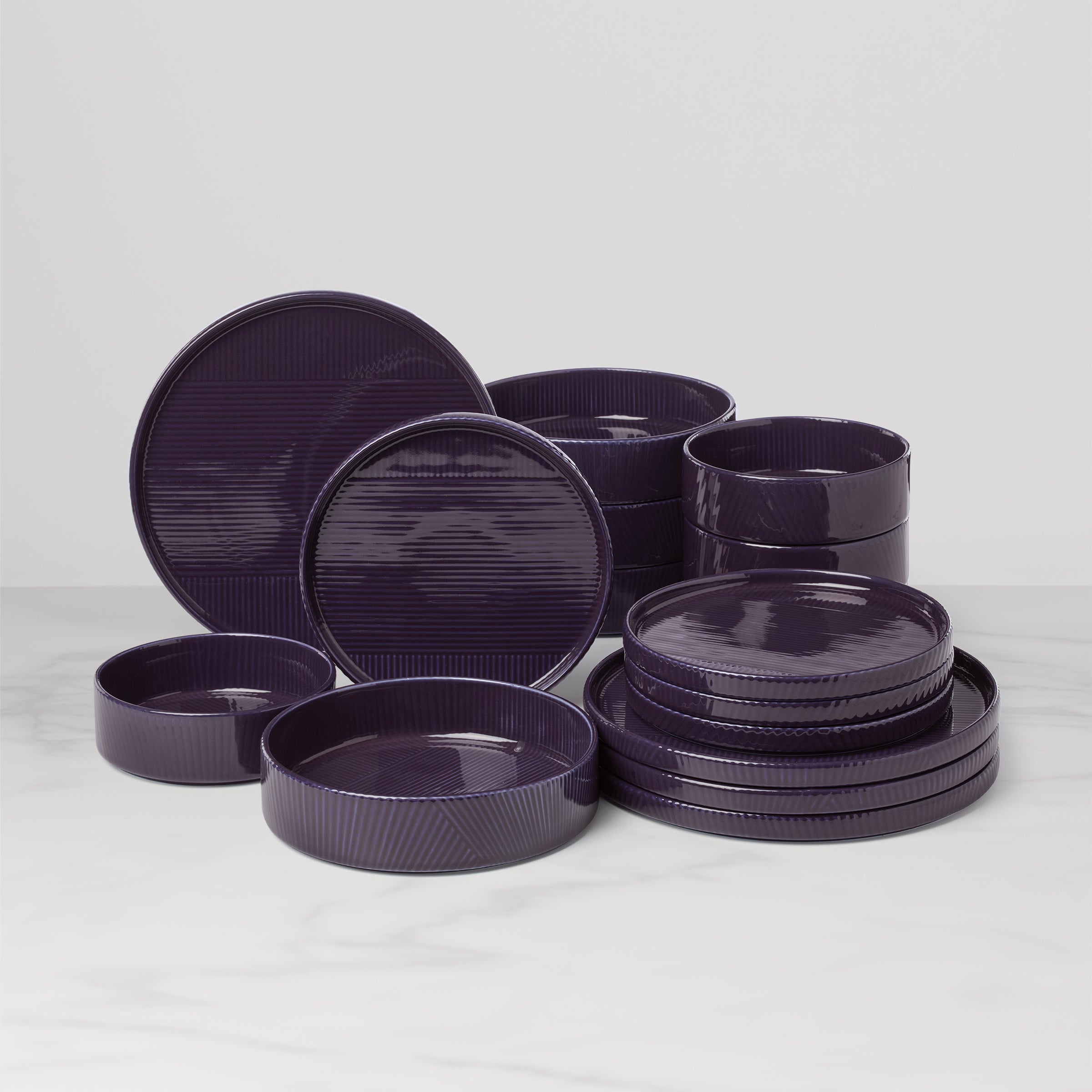 Stackable 16-Piece Dinnerware Set with Zen Texture | Modulus Nightshade