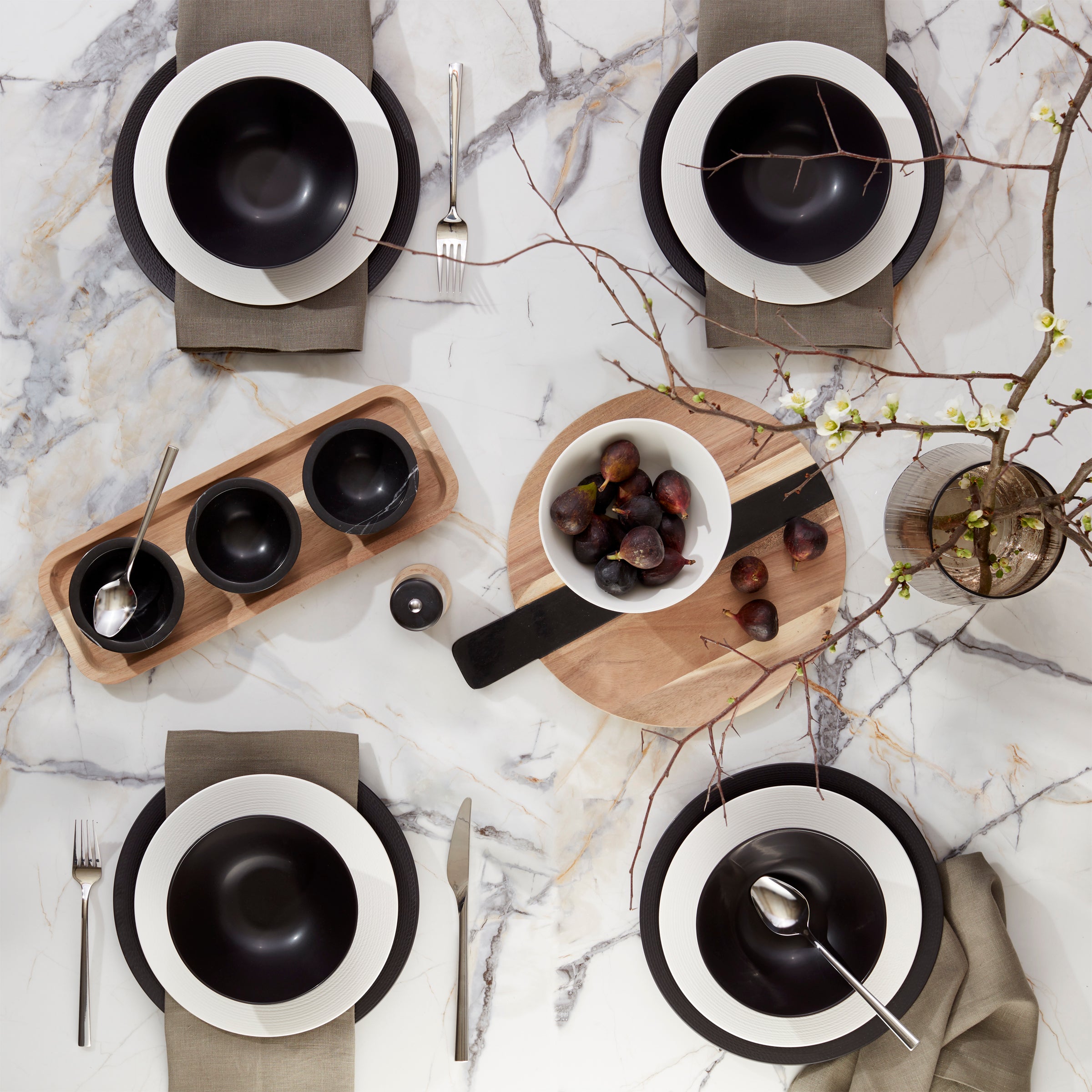 White Porcelain Dinnerware Set for Everyday Use | LX Collective