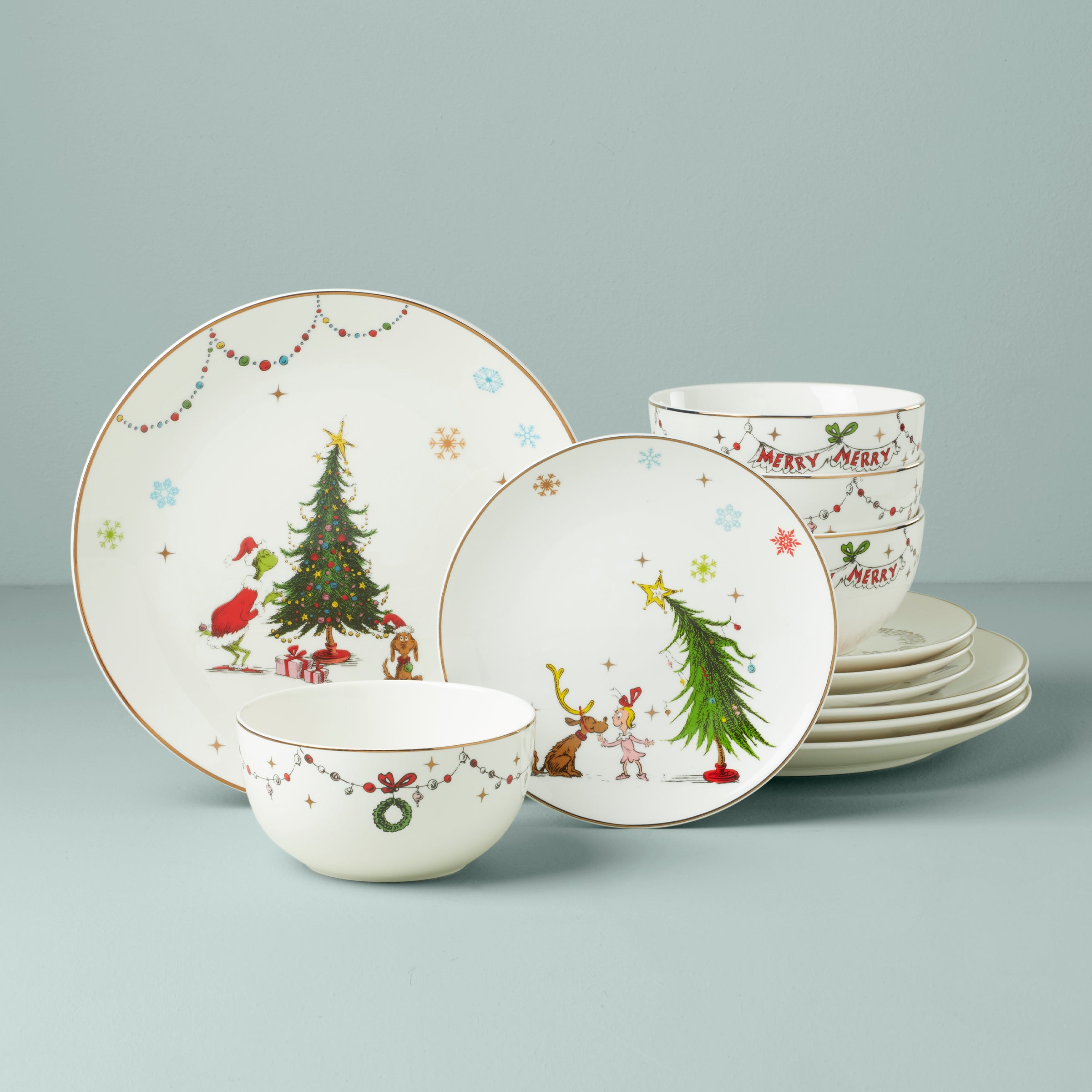 Grinch Christmas Dinnerware Set - 12-Piece Holiday Tableware