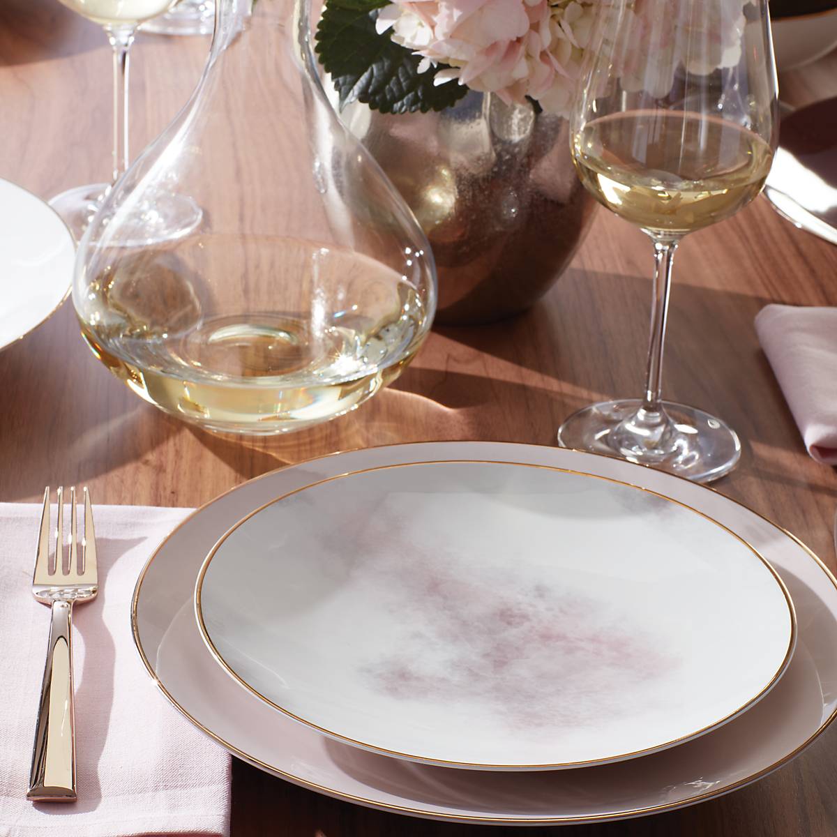 Distressed Pink & Grey Ceramic Dinnerware Set | Trianna Salaria