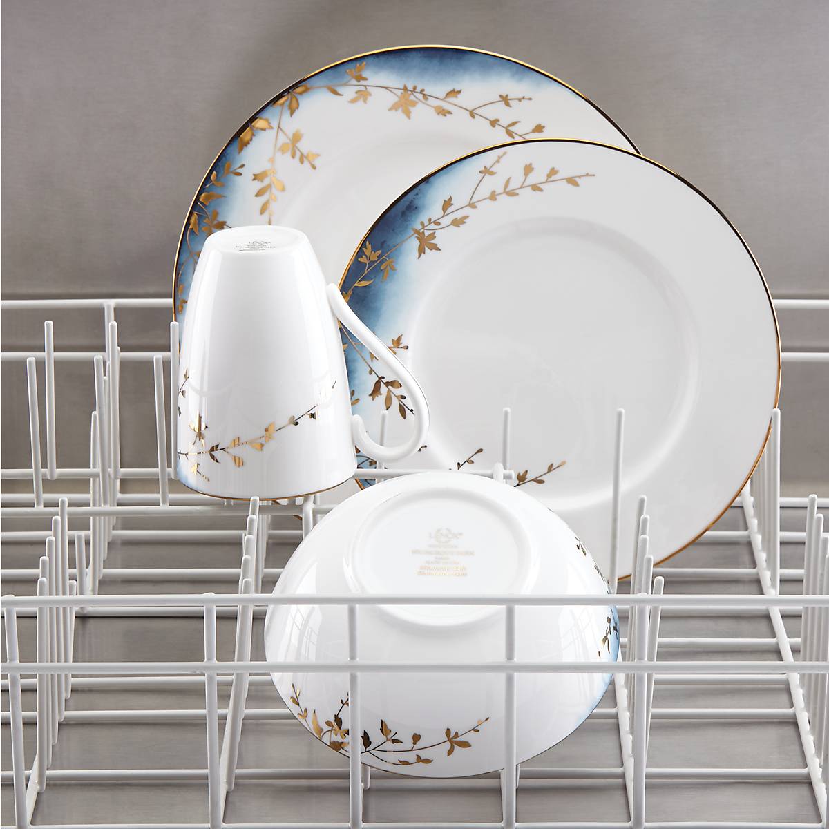 Bone China Place Setting with Gold Floral Design | Highgrove Park