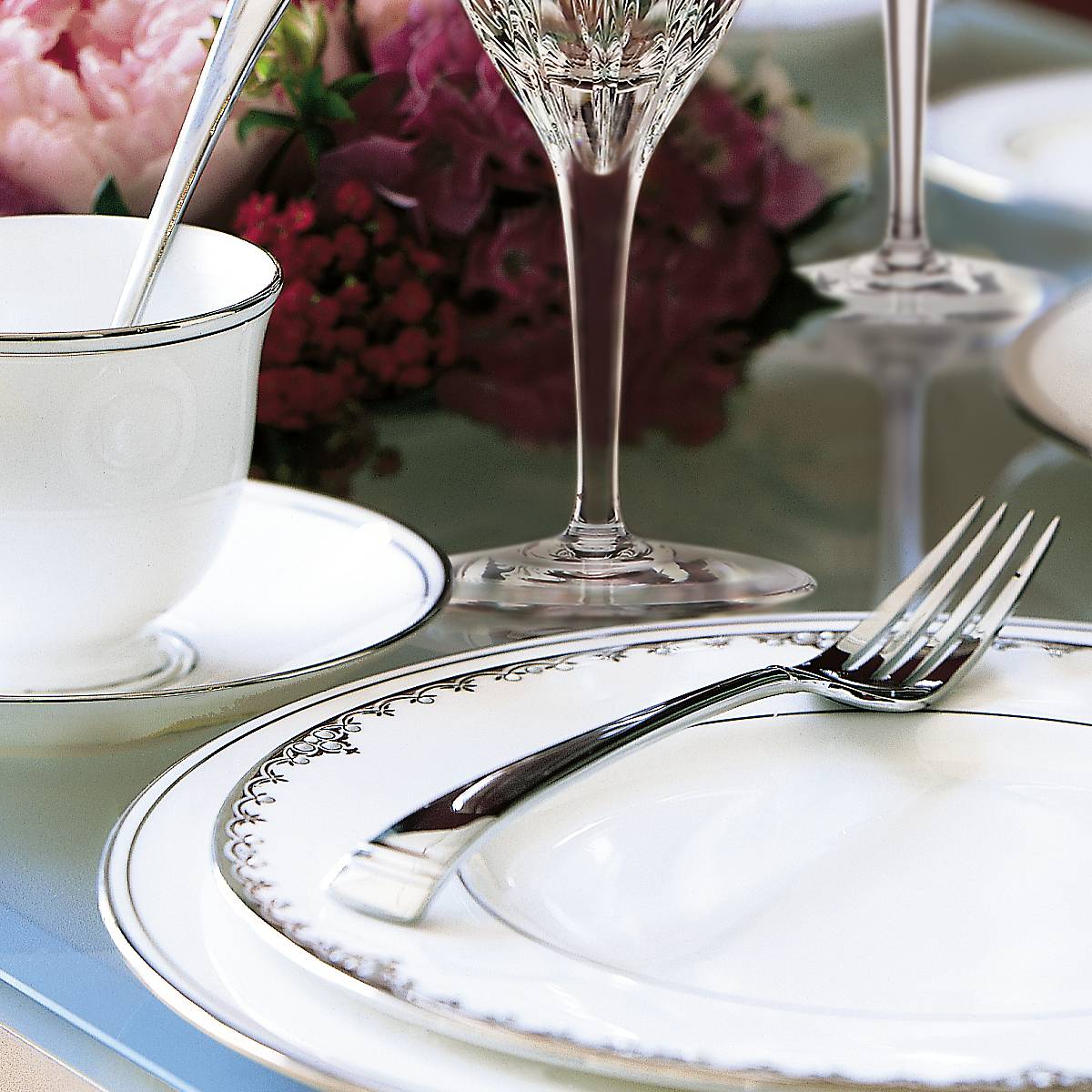 Platinum Accent Porcelain 5-Piece Place Setting | Federal