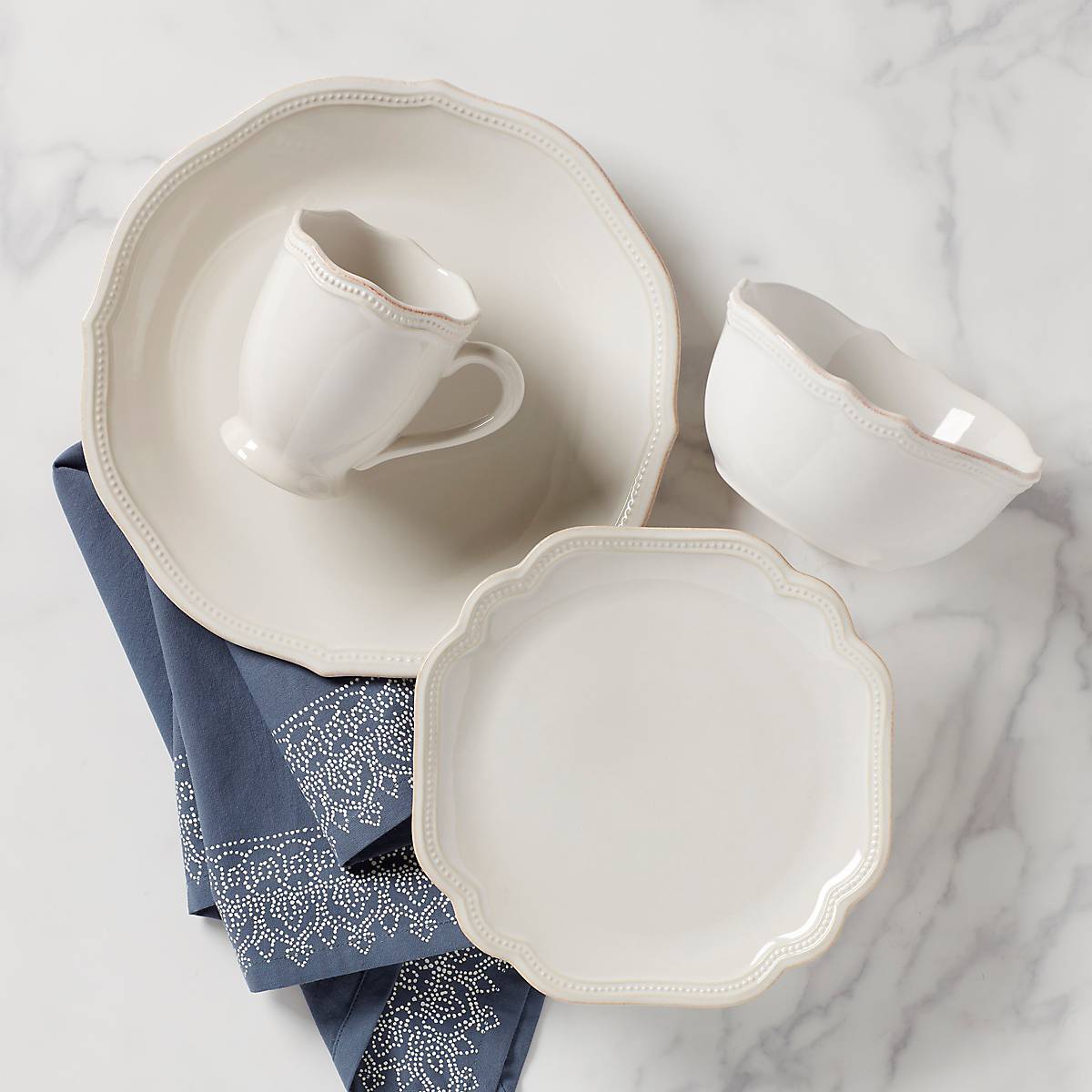 White French Perle Bead 4-Piece Dinnerware Set | Scalloped Ceramic