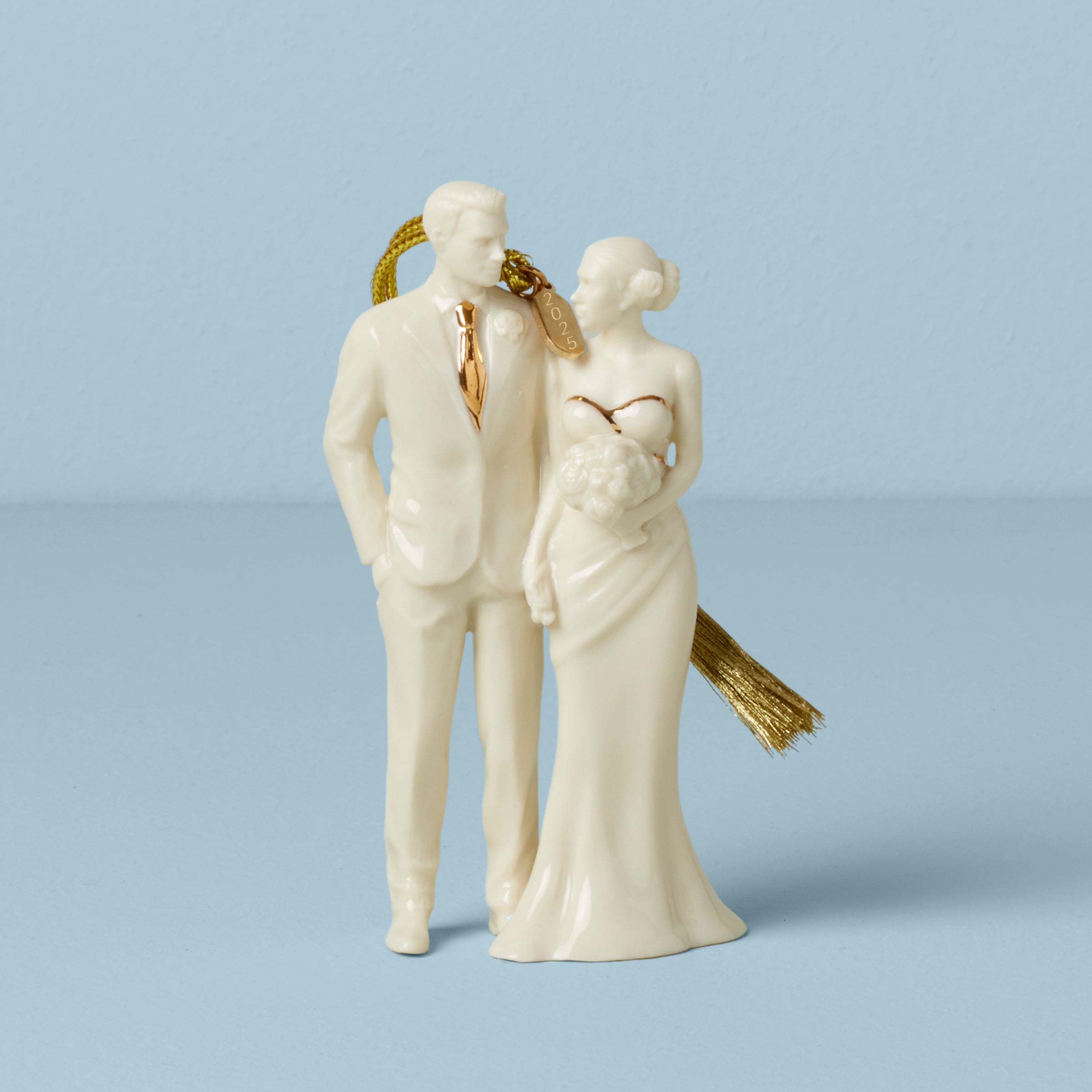 Bride & Groom Christmas Ornament for Newlyweds | Keepsake Gift