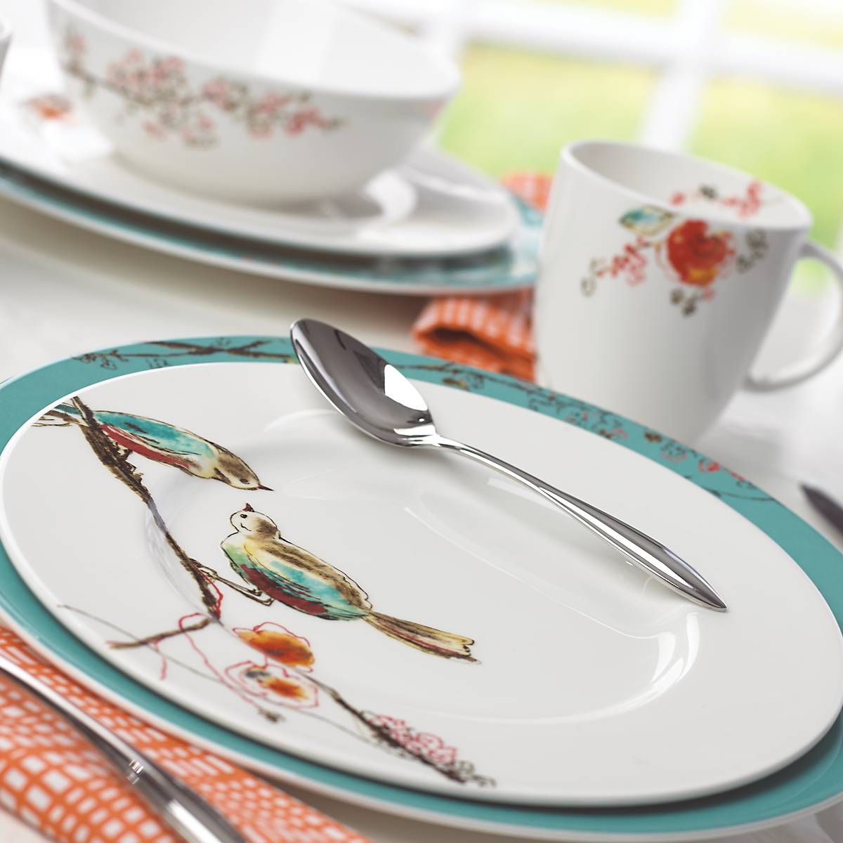 Porcelain Dinner Plate with Floral & Bird Design | Chirp