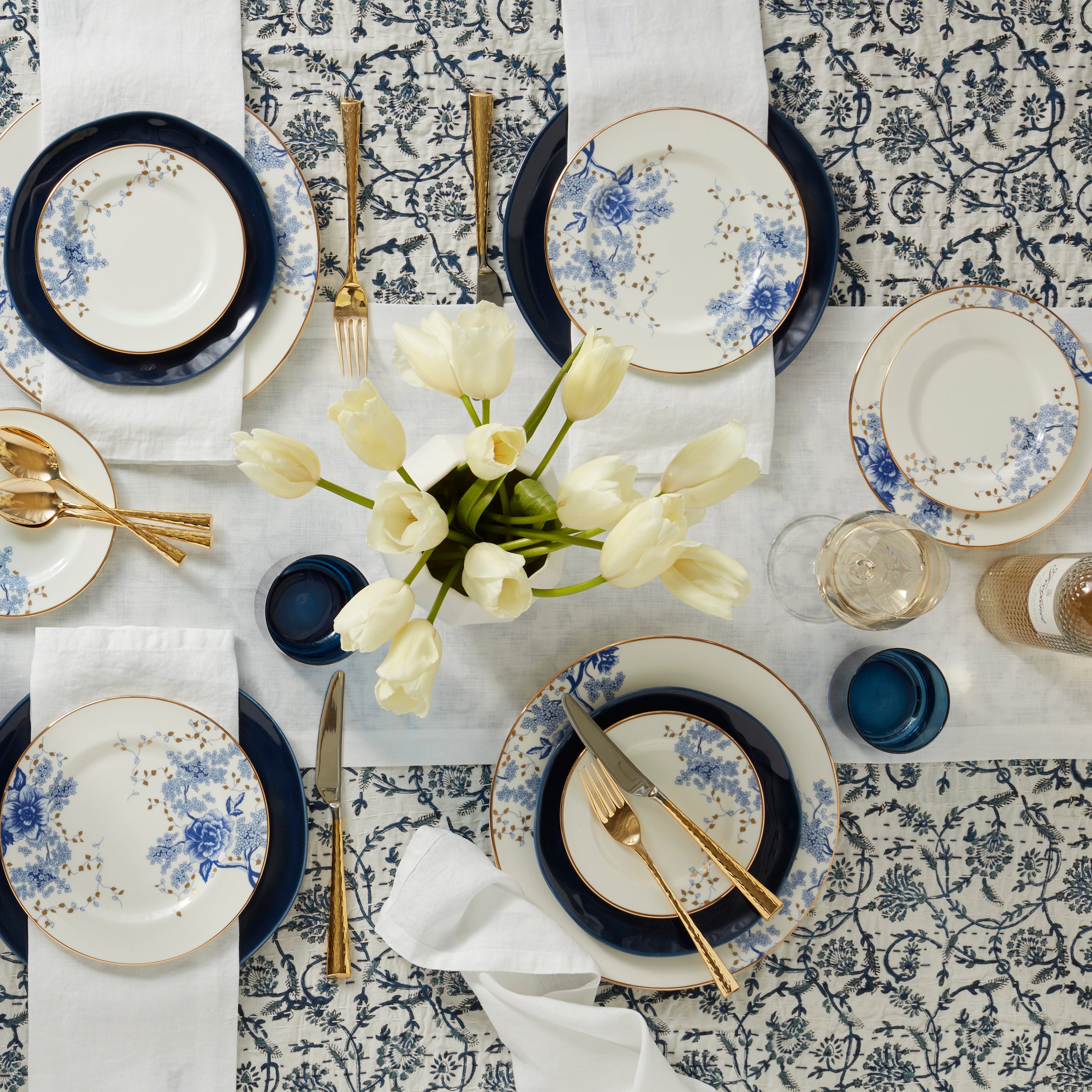 Elegant Bone China Saucer with Gold Trim | Garden Grove