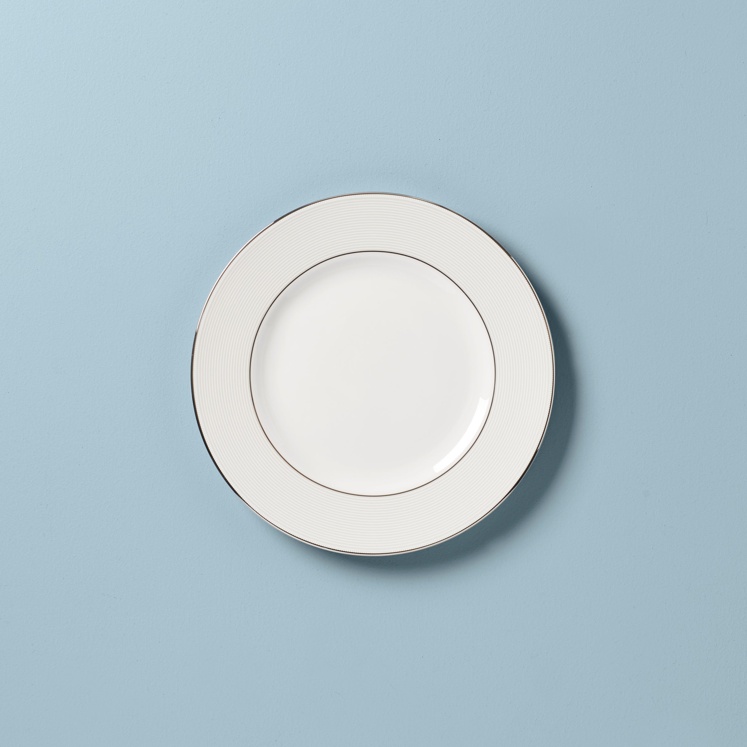 Elegant Bone China Dinner Plate with Platinum Accents | Opal Innocence