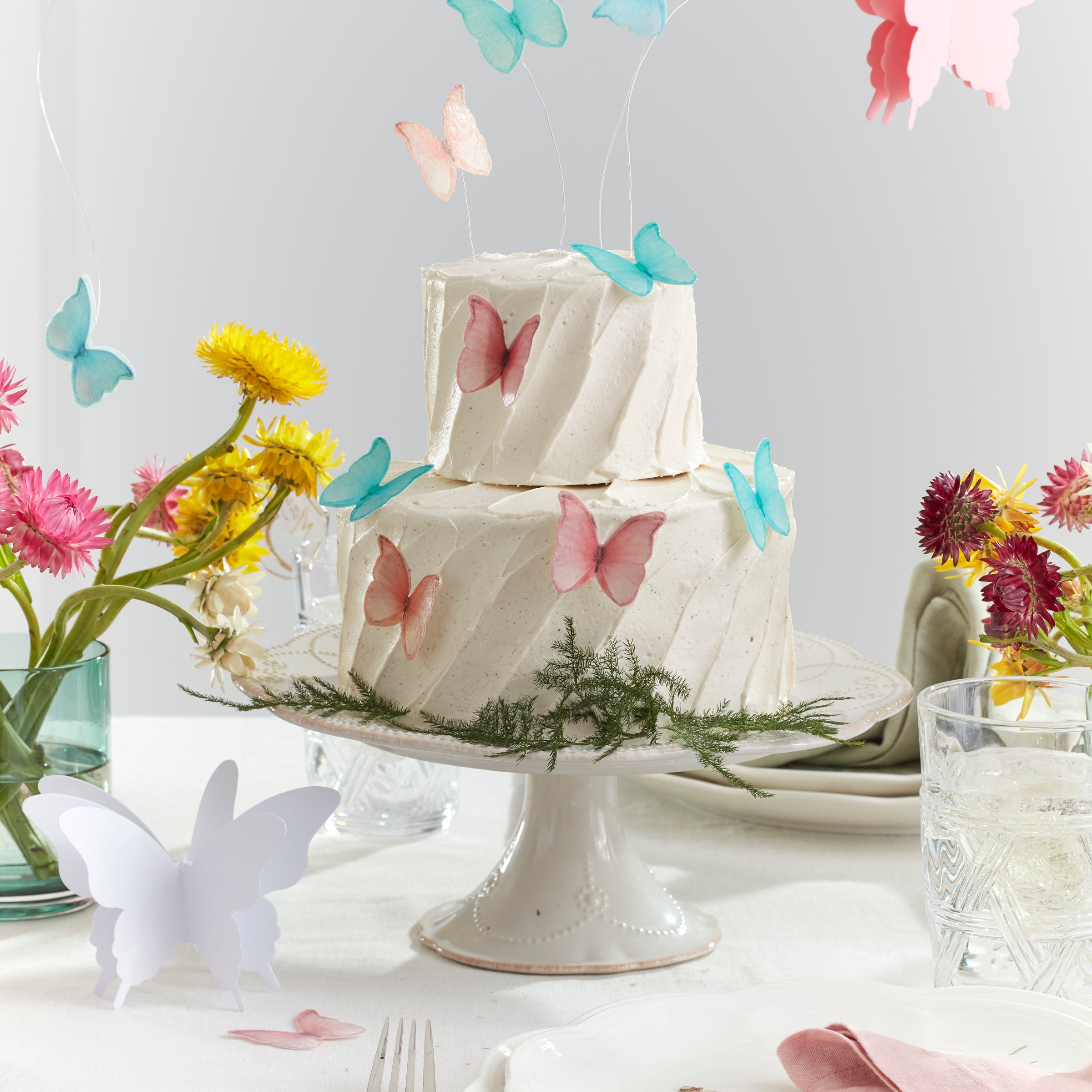 White Ceramic Pedestal Cake Plate with Scalloped Edge | French Perle