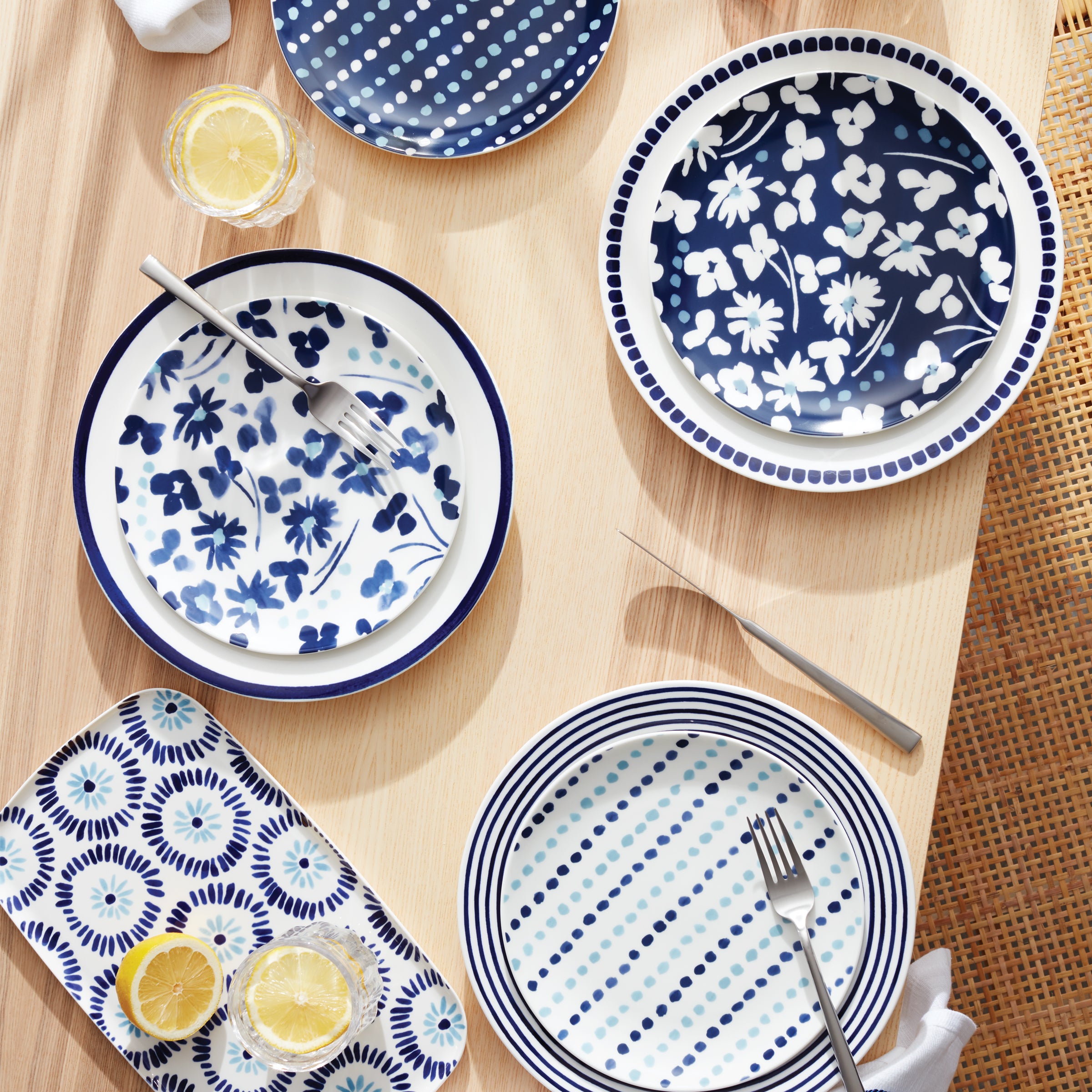 Floral Accent Plates - Set of 4 with Dots & Flowers | Kate Spade