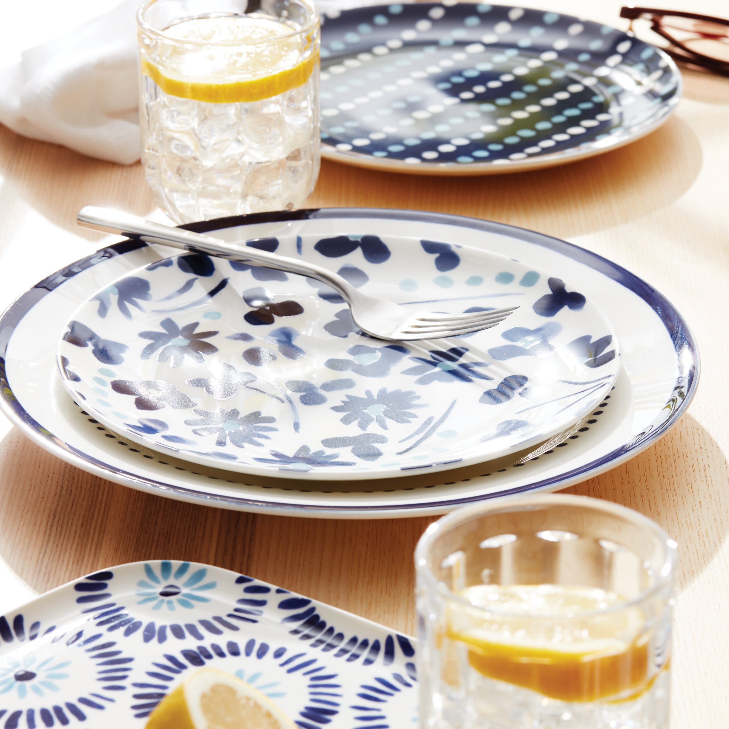 Floral Accent Plates - Set of 4 with Dots & Flowers | Kate Spade