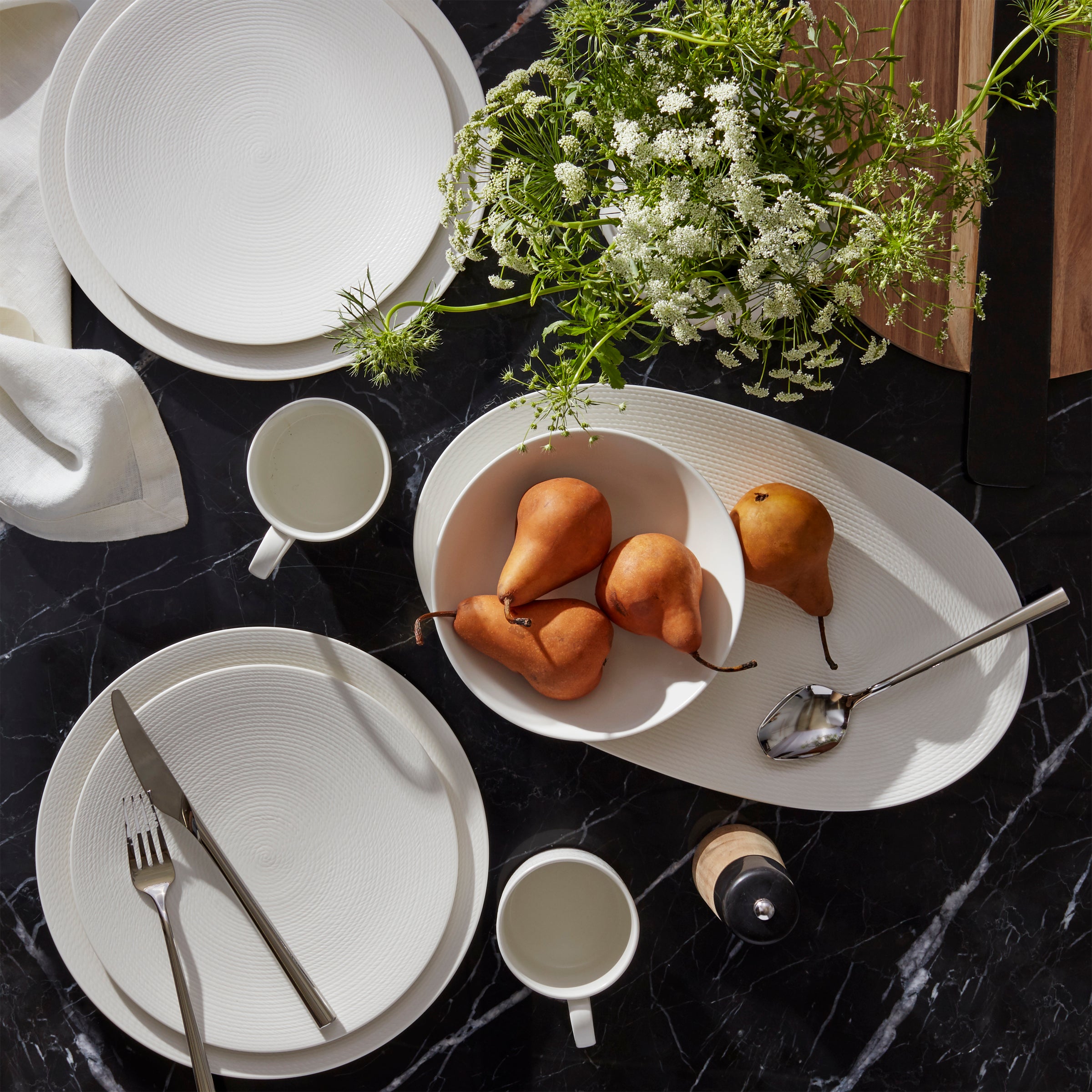 White Porcelain Dinner Plates Set of 4 | LX Collective