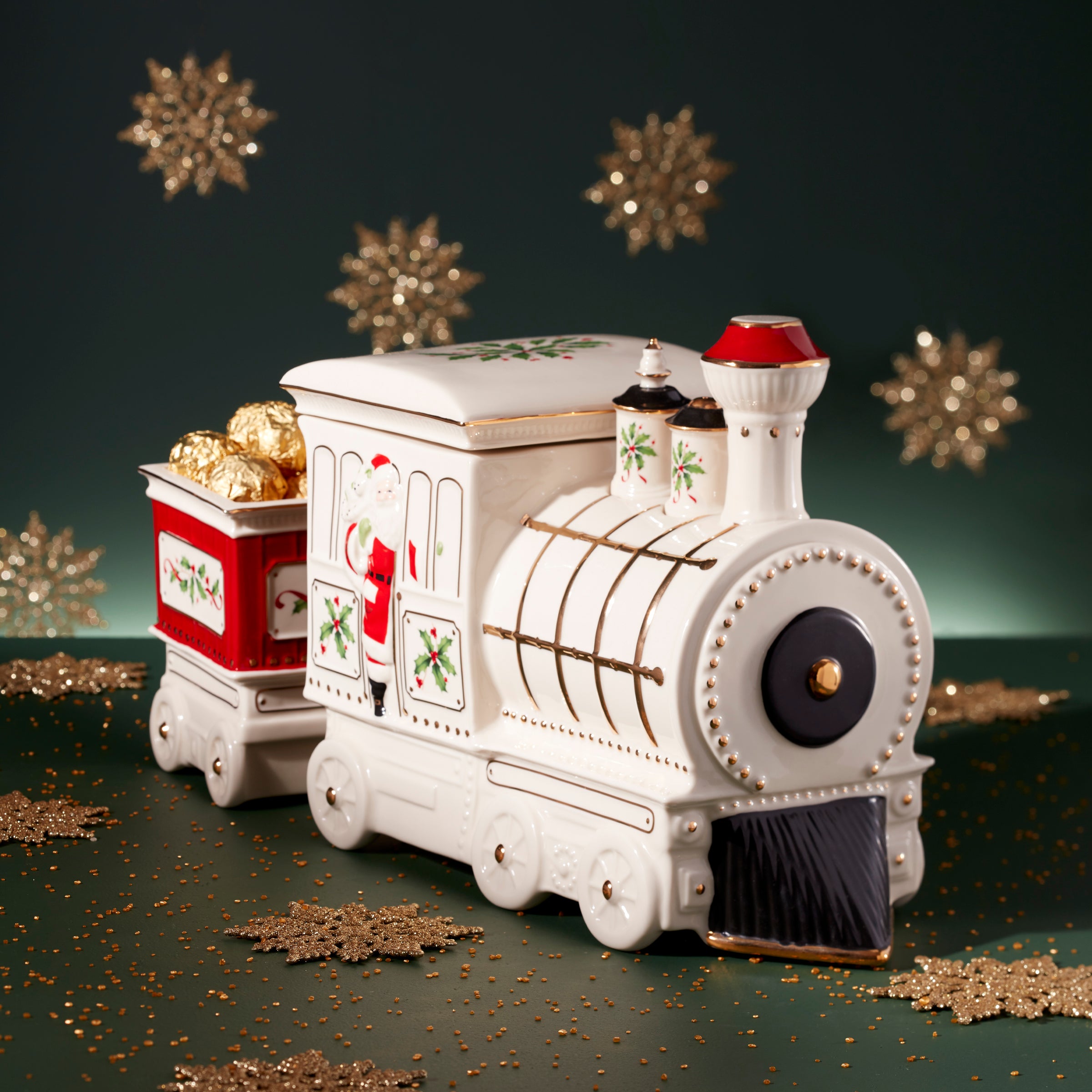 Holiday Train Serving Set with Salt & Pepper Shakers | Christmas Table Centerpiece