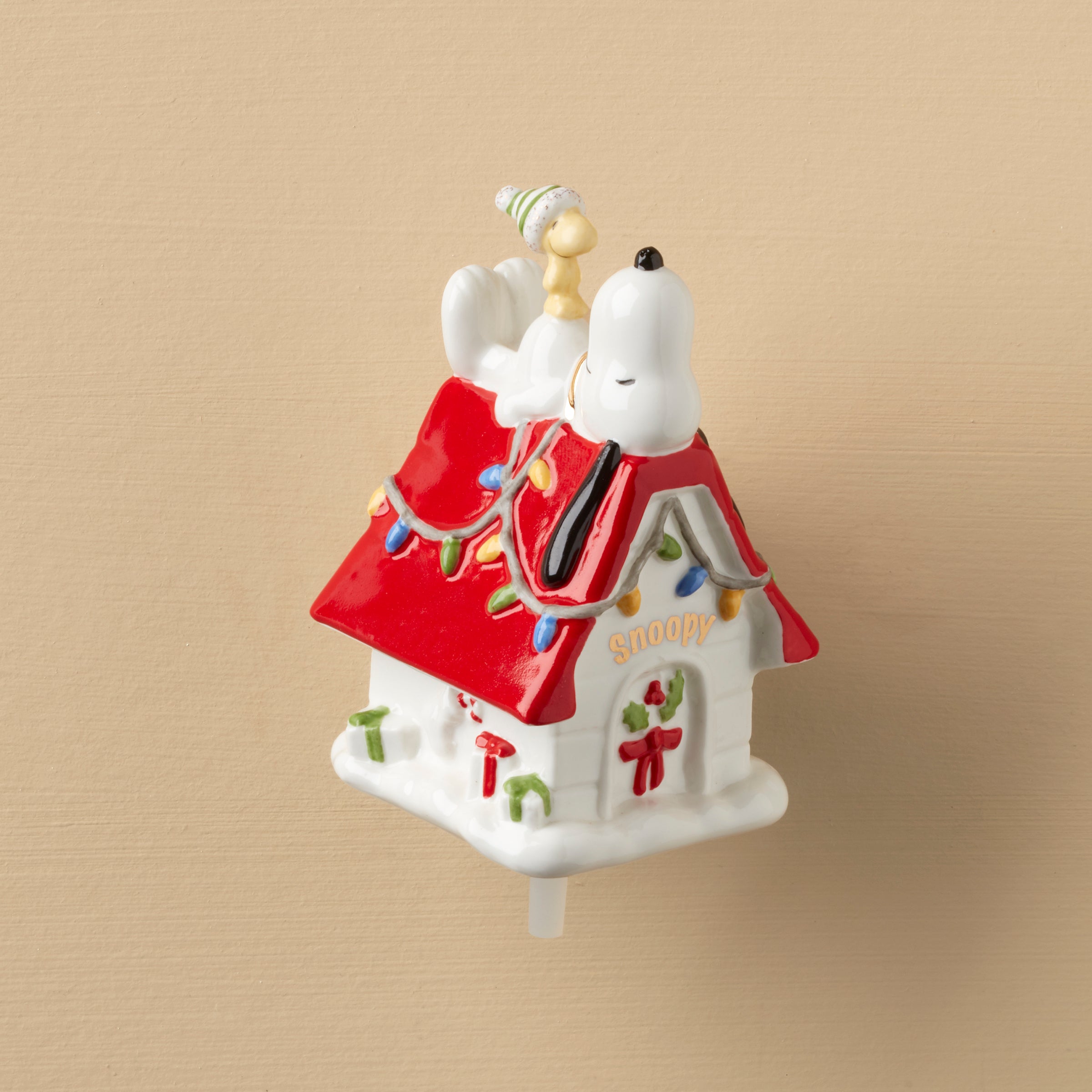 Character Drink Popper for Parties | Snoopy Profile Popper