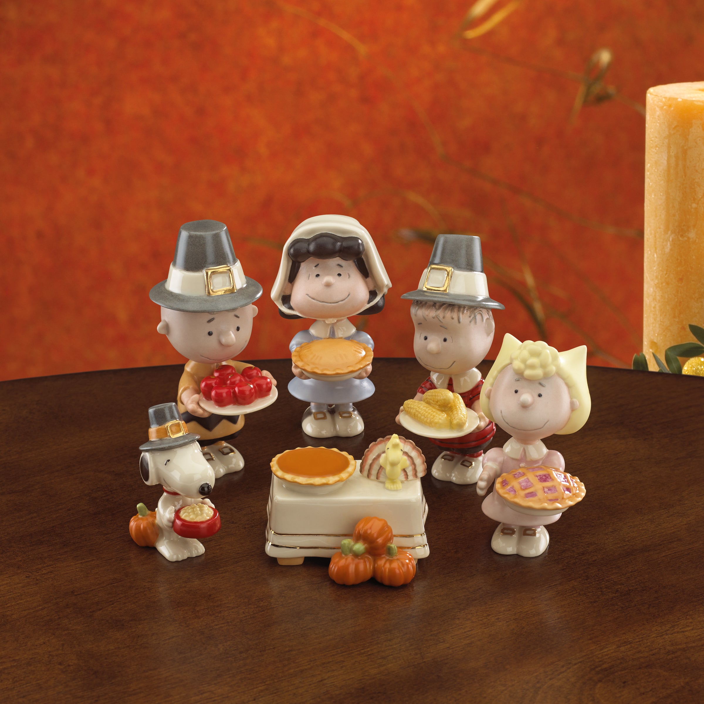 Hand-Painted Thanksgiving Figurine Set with Charlie Brown & Snoopy
