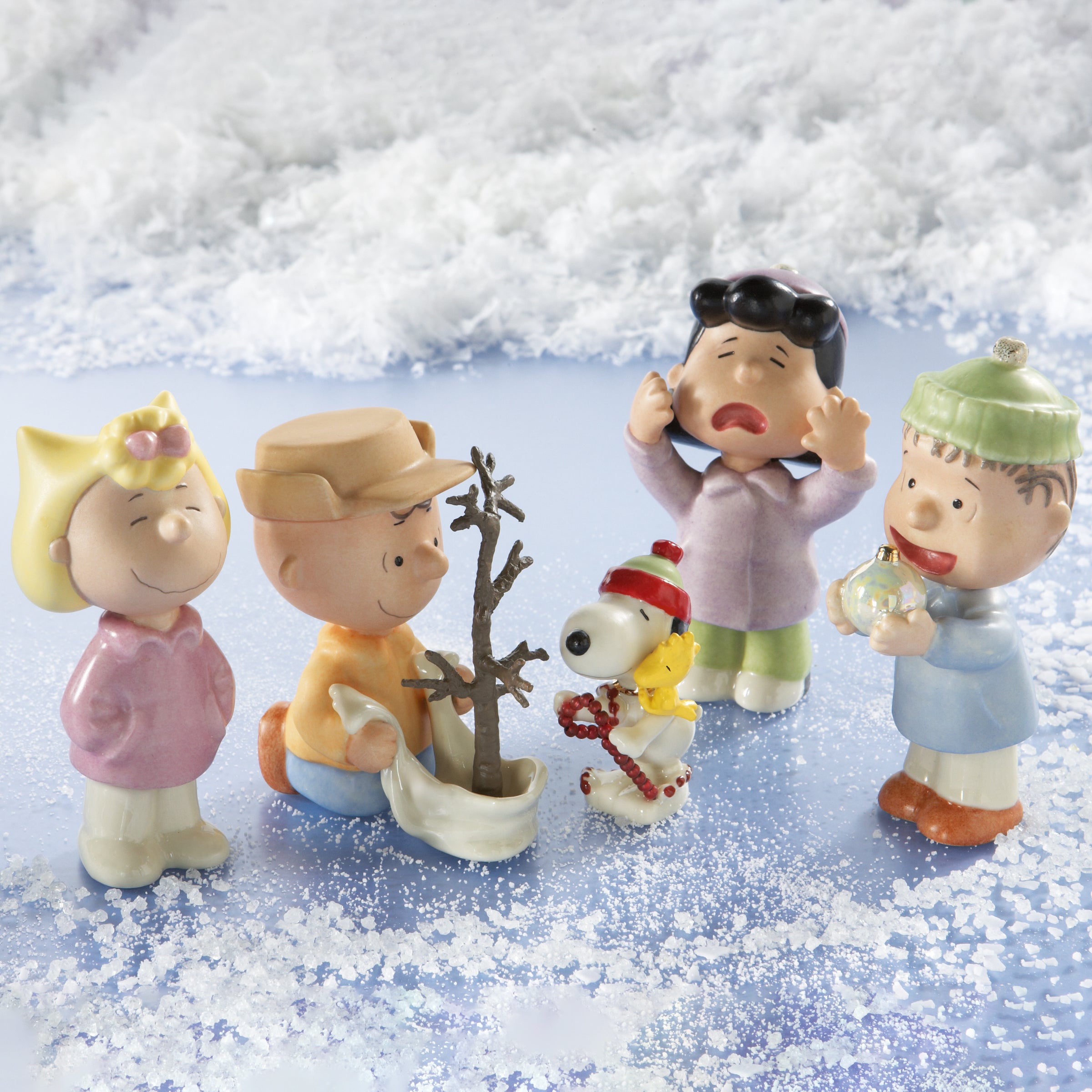 Charlie Brown Christmas Porcelain Figurine Set | Peanuts 5-Piece