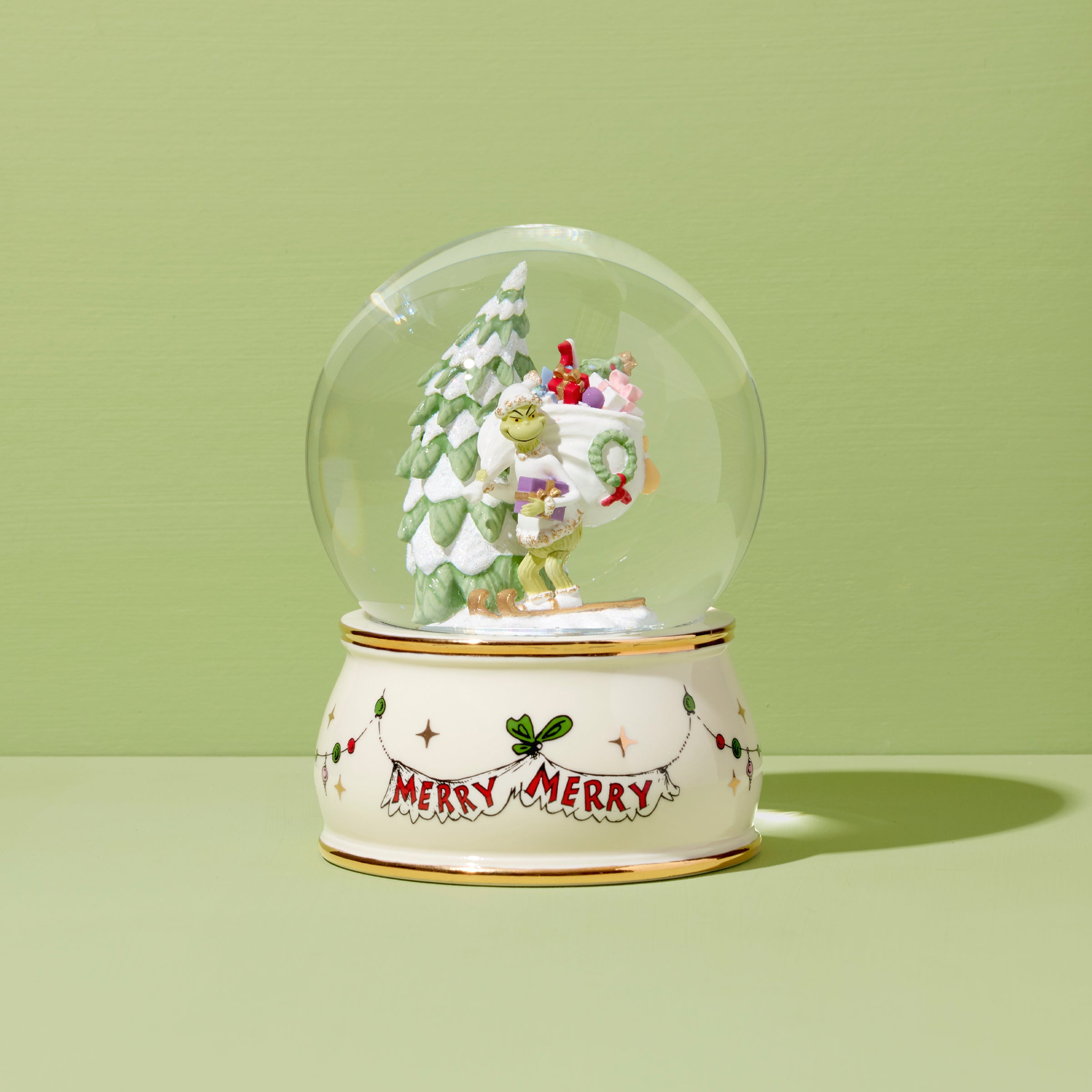 The Grinch Christmas Snow Globe | Festive Holiday Decor
