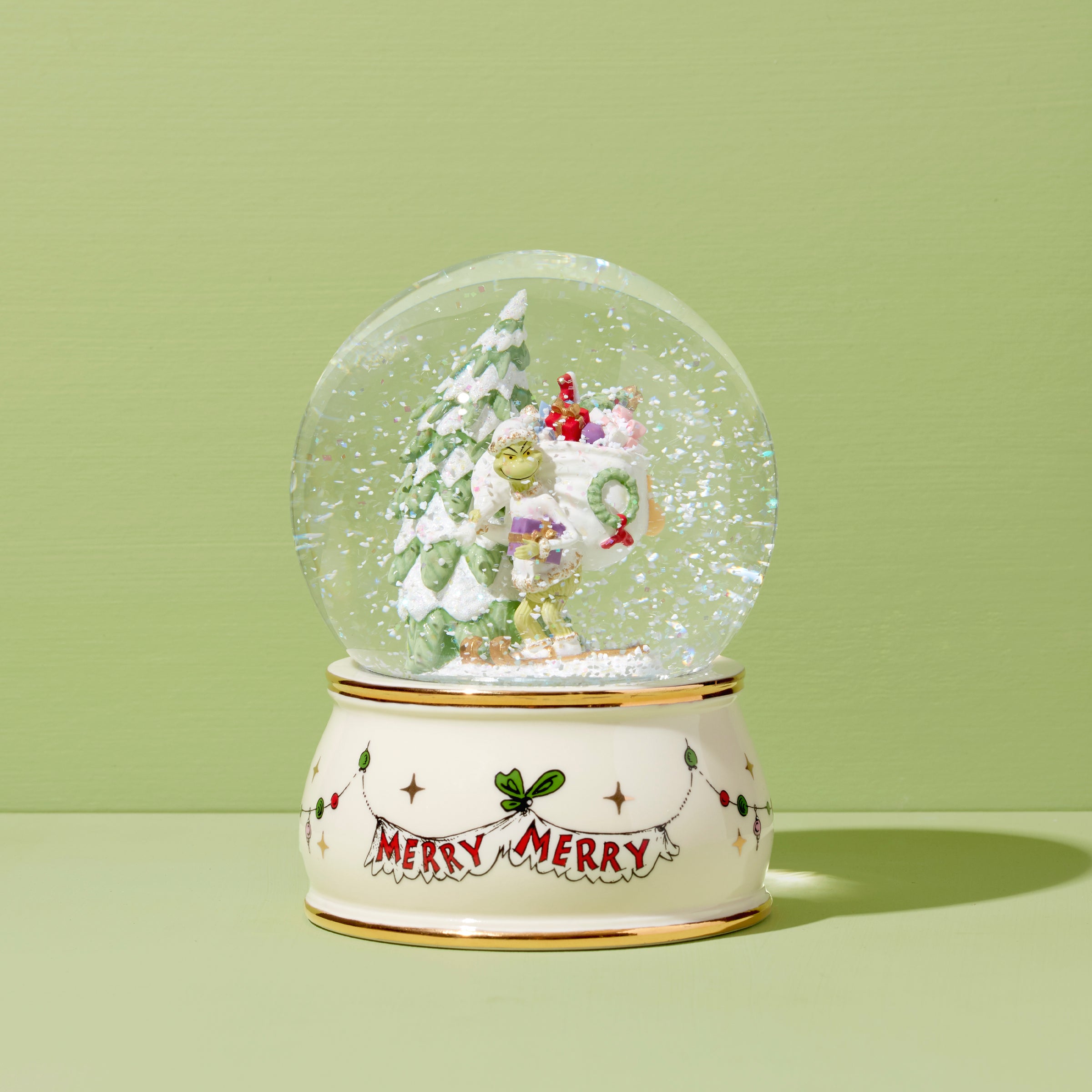 The Grinch Christmas Snow Globe | Festive Holiday Decor