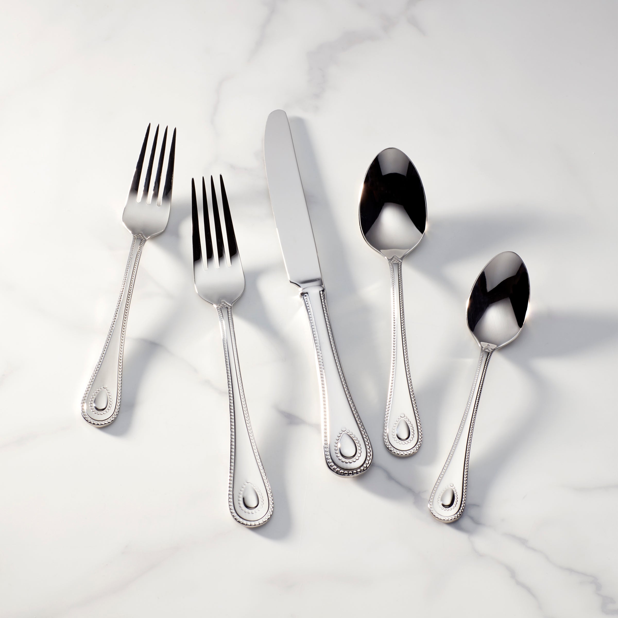 Elegant 65-Piece Flatware Set in 18/10 Stainless Steel | French Perle