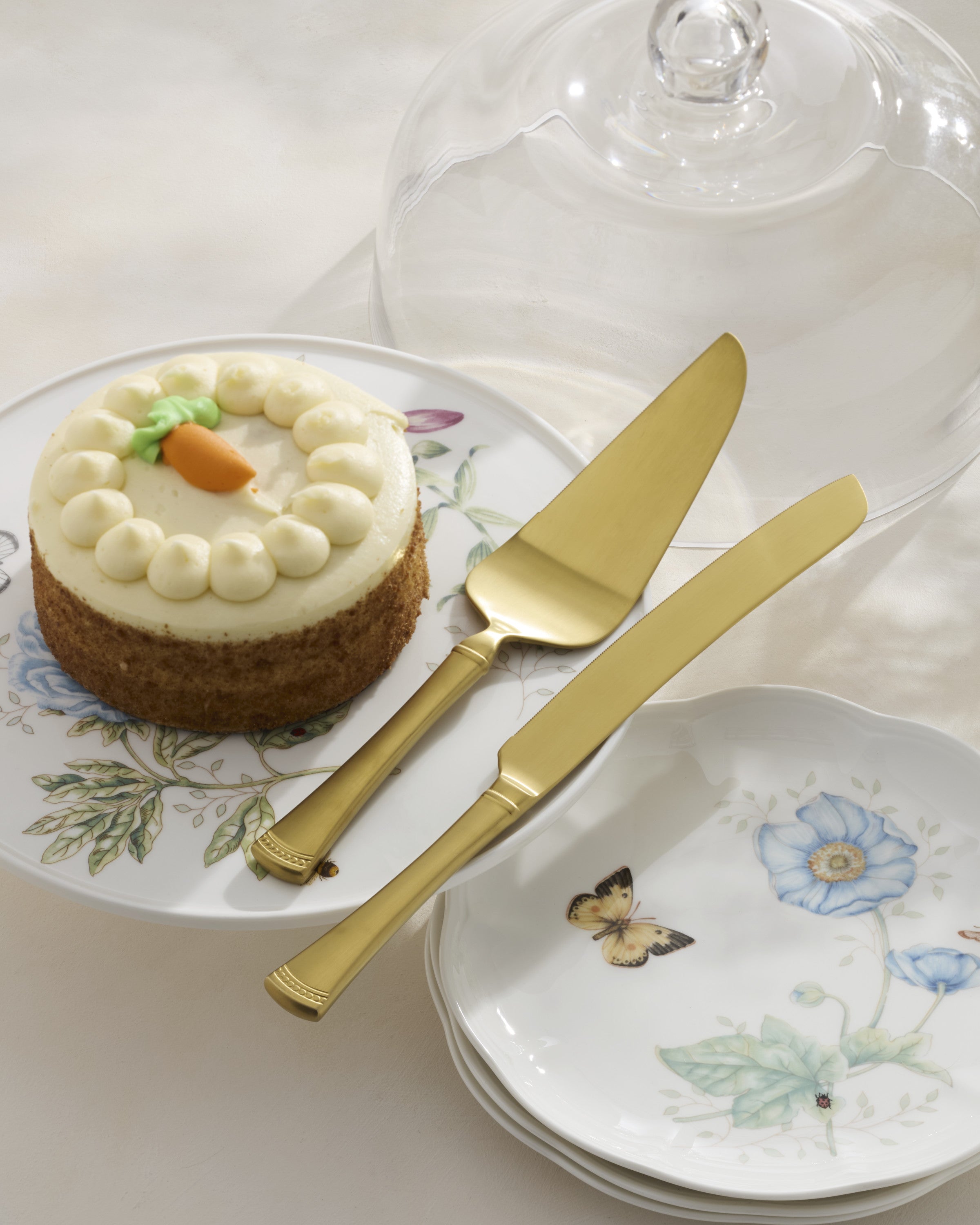 Gold Satin 2-Piece Dessert Set with Flared Handles | Portola