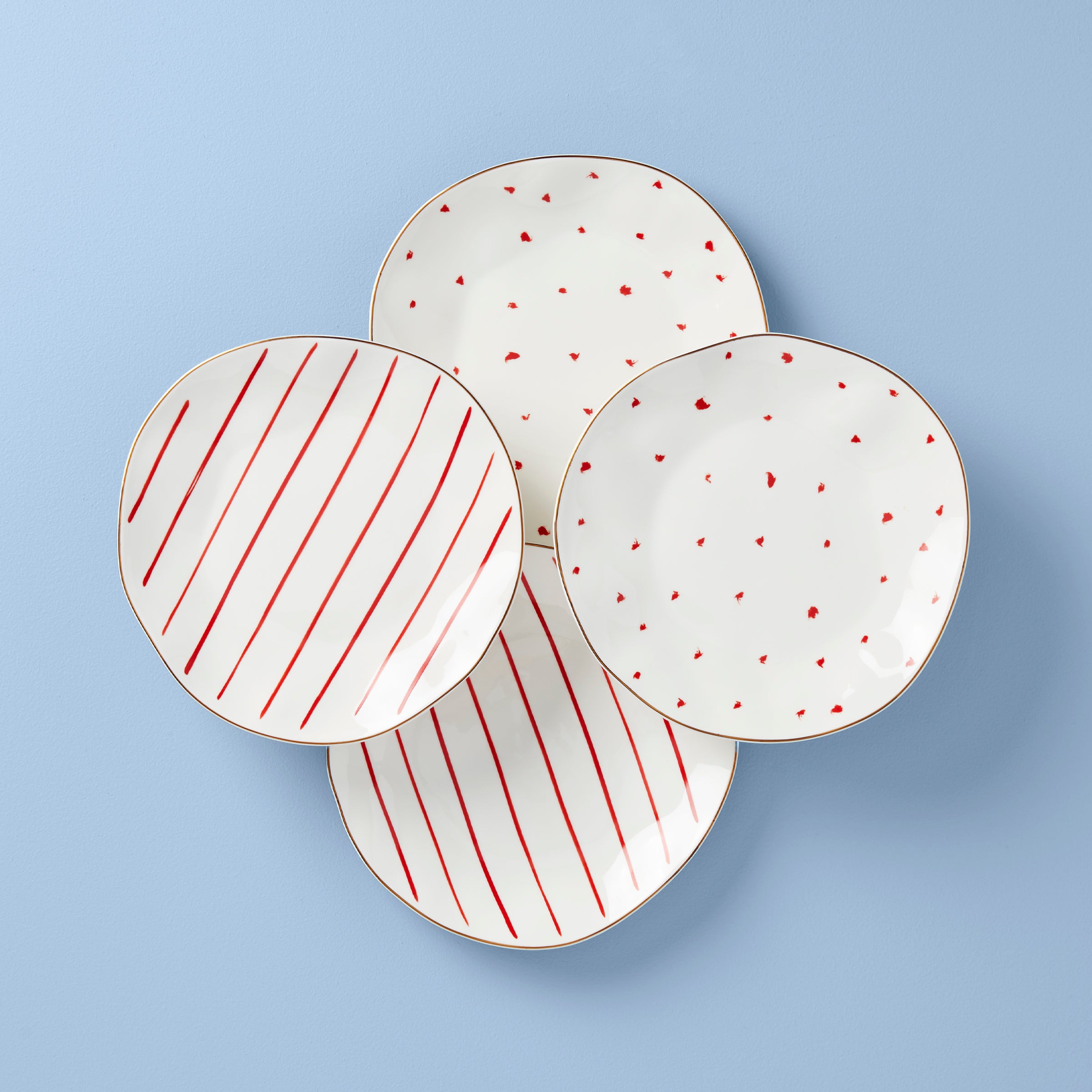 Gold-Banded Dessert Plates Set of 4 for Coffee Cake & Cookies | Garnet Bay