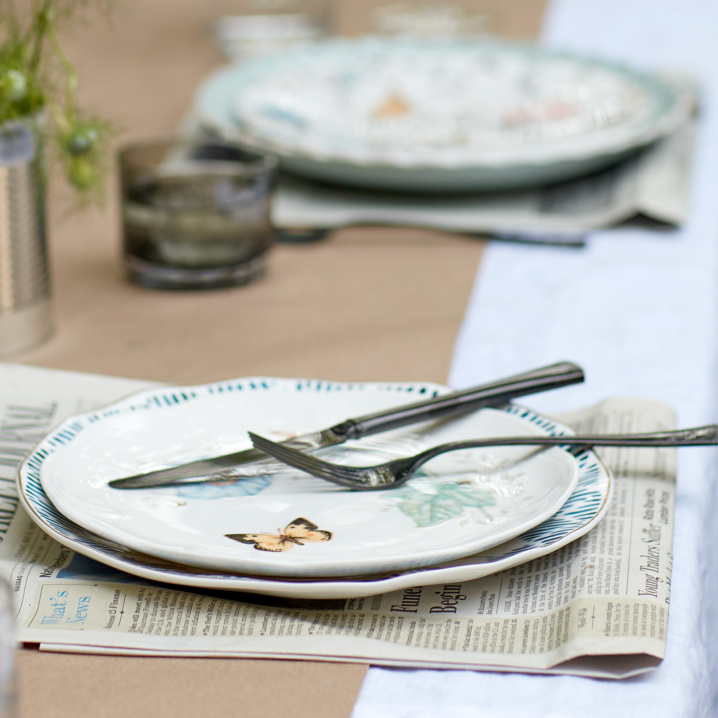 Black Mirror Flatware Set 20-Piece for 4 People | Portola
