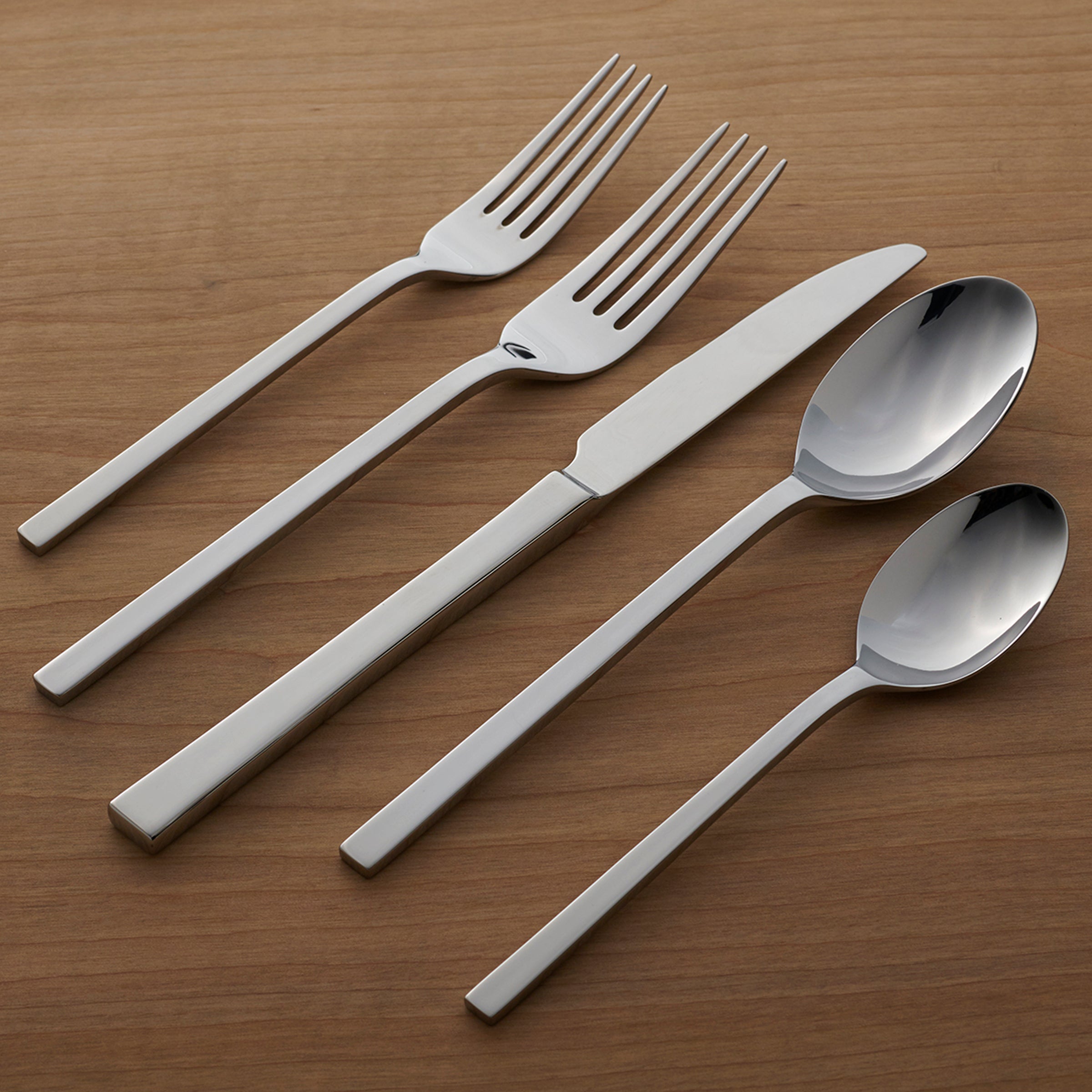 20-Piece Flatware Set with Mirror Finish | Allay