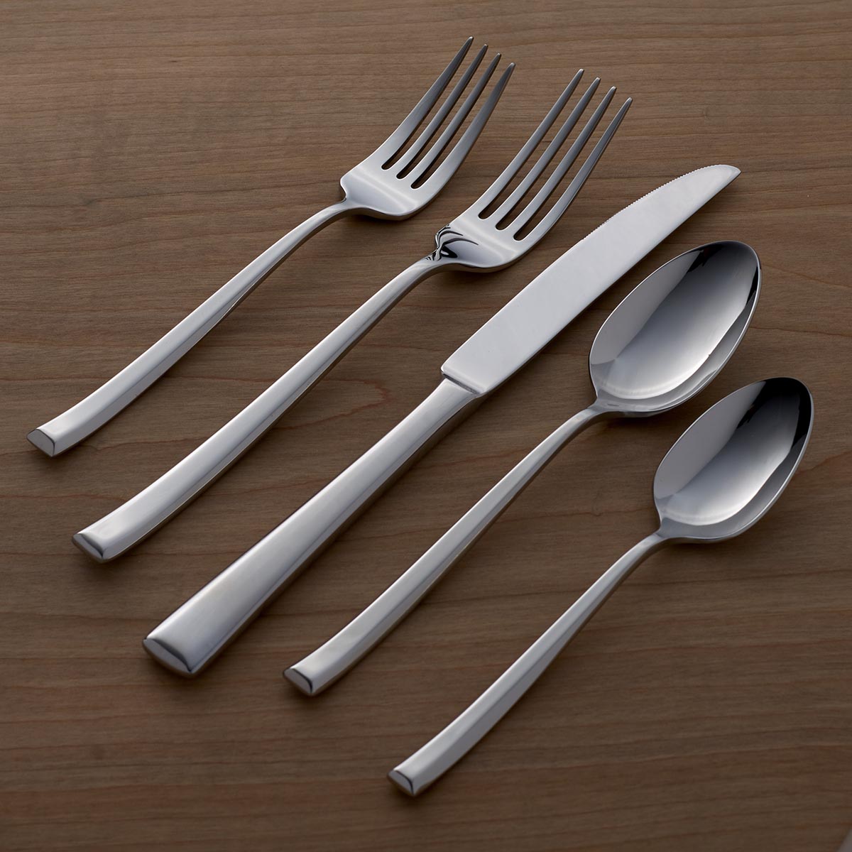 20 Piece Flatware Set - Stainless Steel Cutlery Set | Pearce