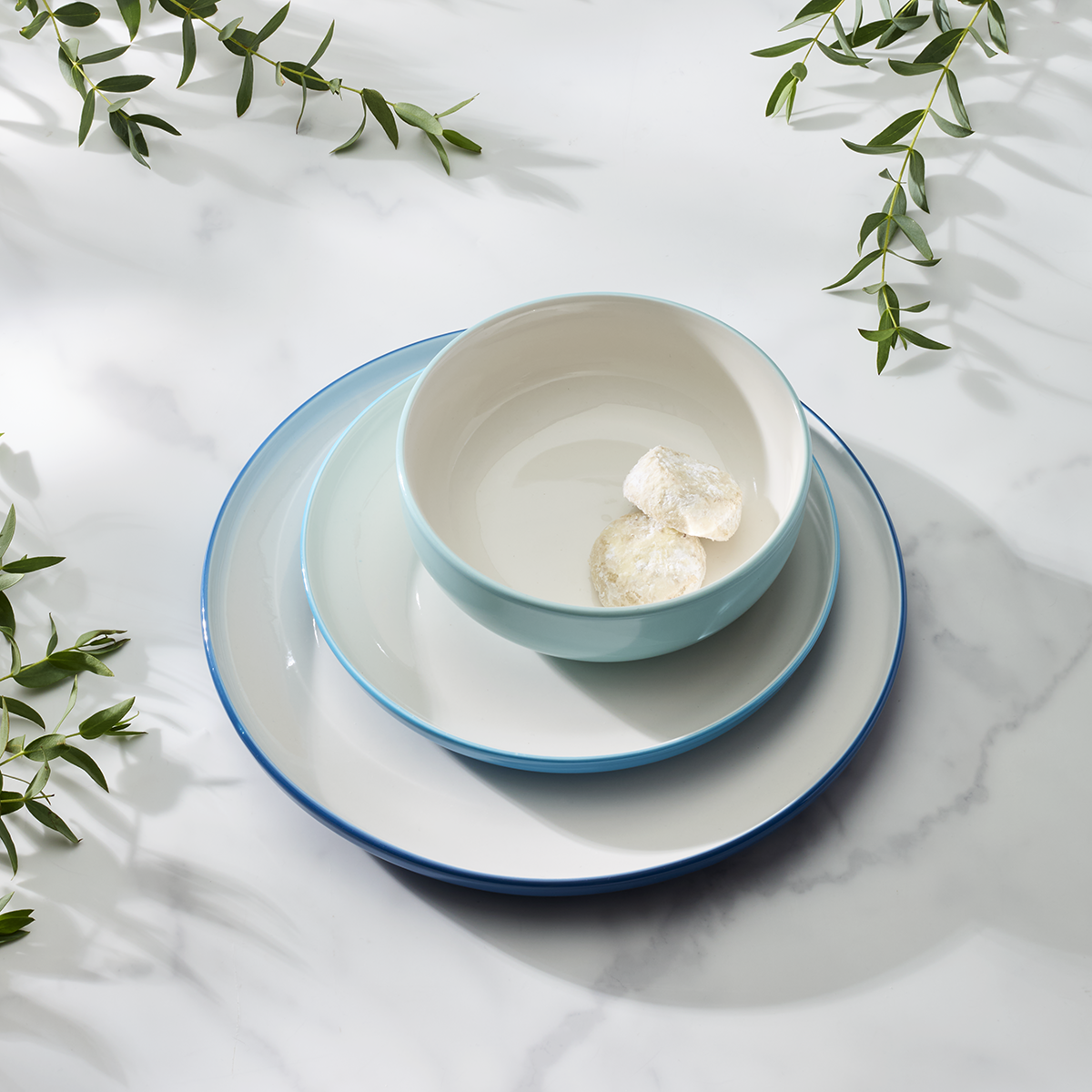 Turquoise Ombre Dinnerware Set for Casual Dining | 24 Seven Colors