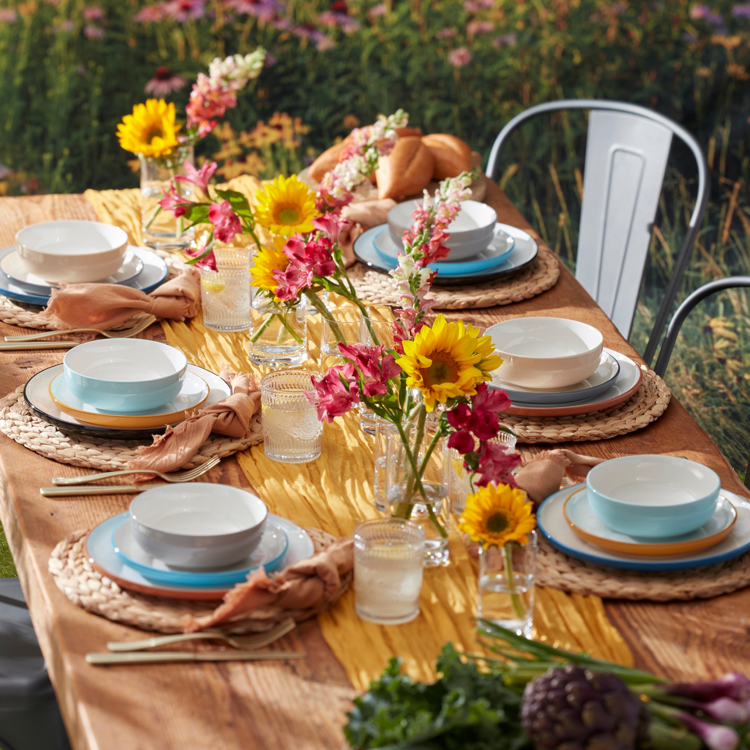 Turquoise Ombre Dinnerware Set for Casual Dining | 24 Seven Colors