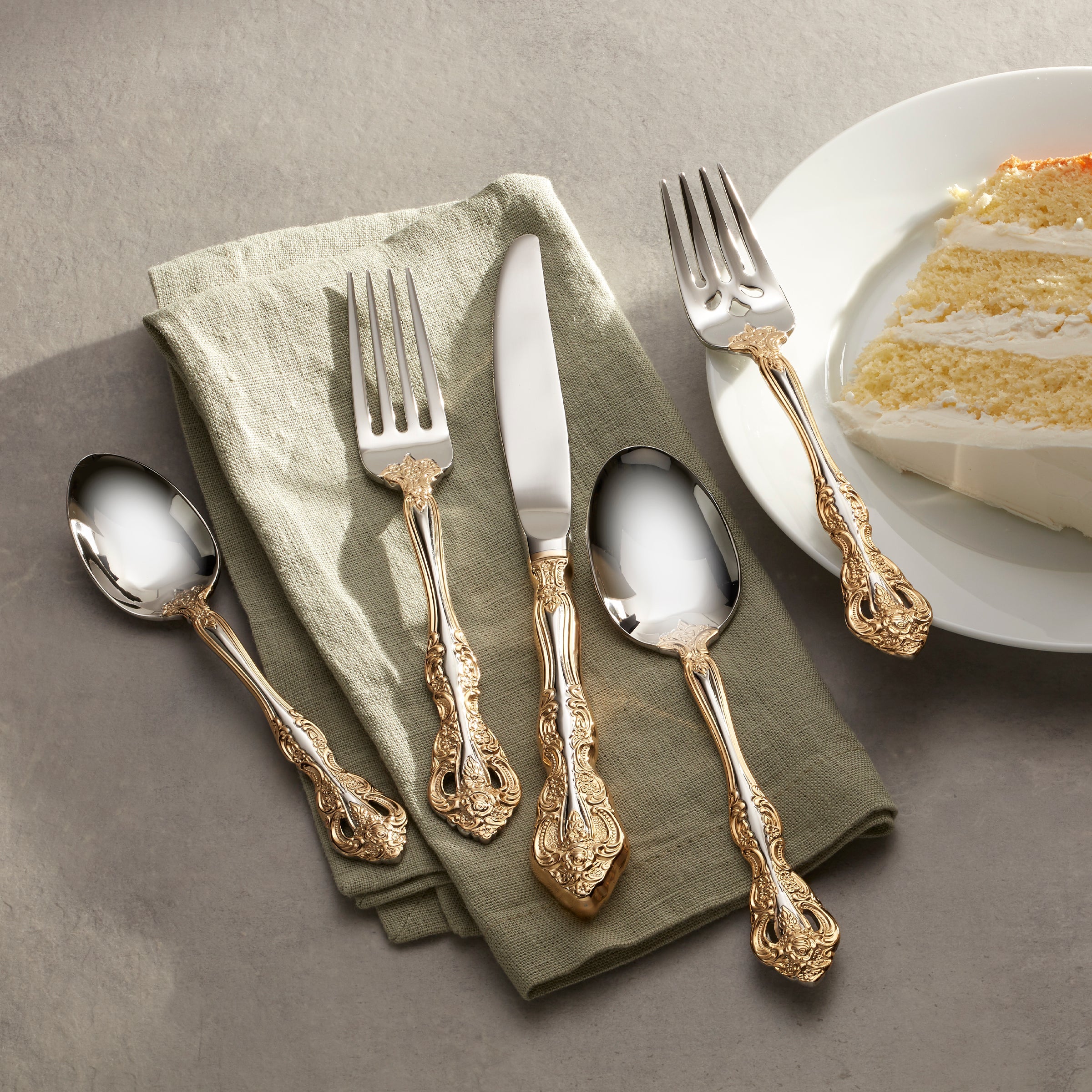 Luxury Gold-Tipped Michelangelo Dinnerware Set | 5-Piece Place Setting