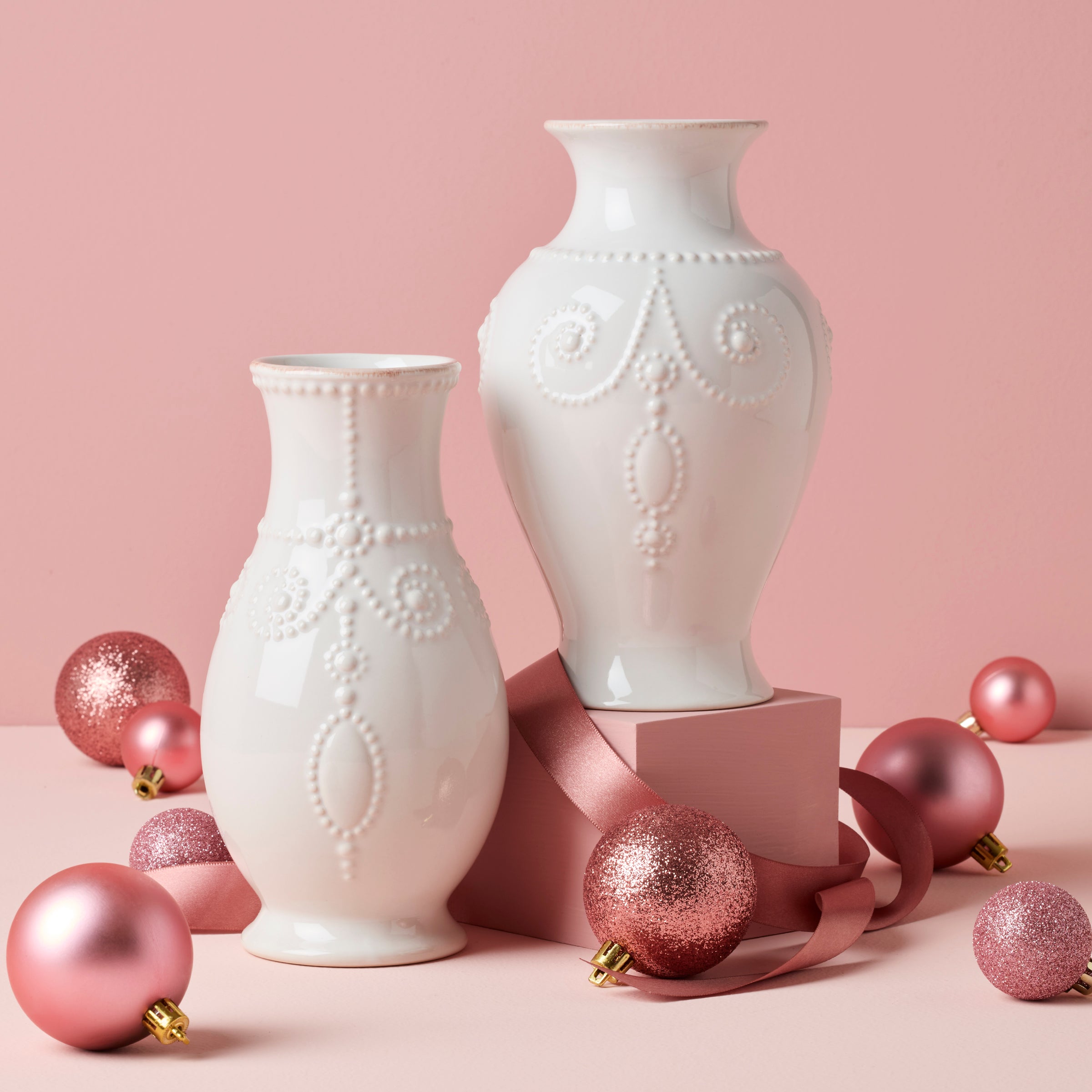 White Stoneware Bouquet Vase with Raised Beads | French Perle