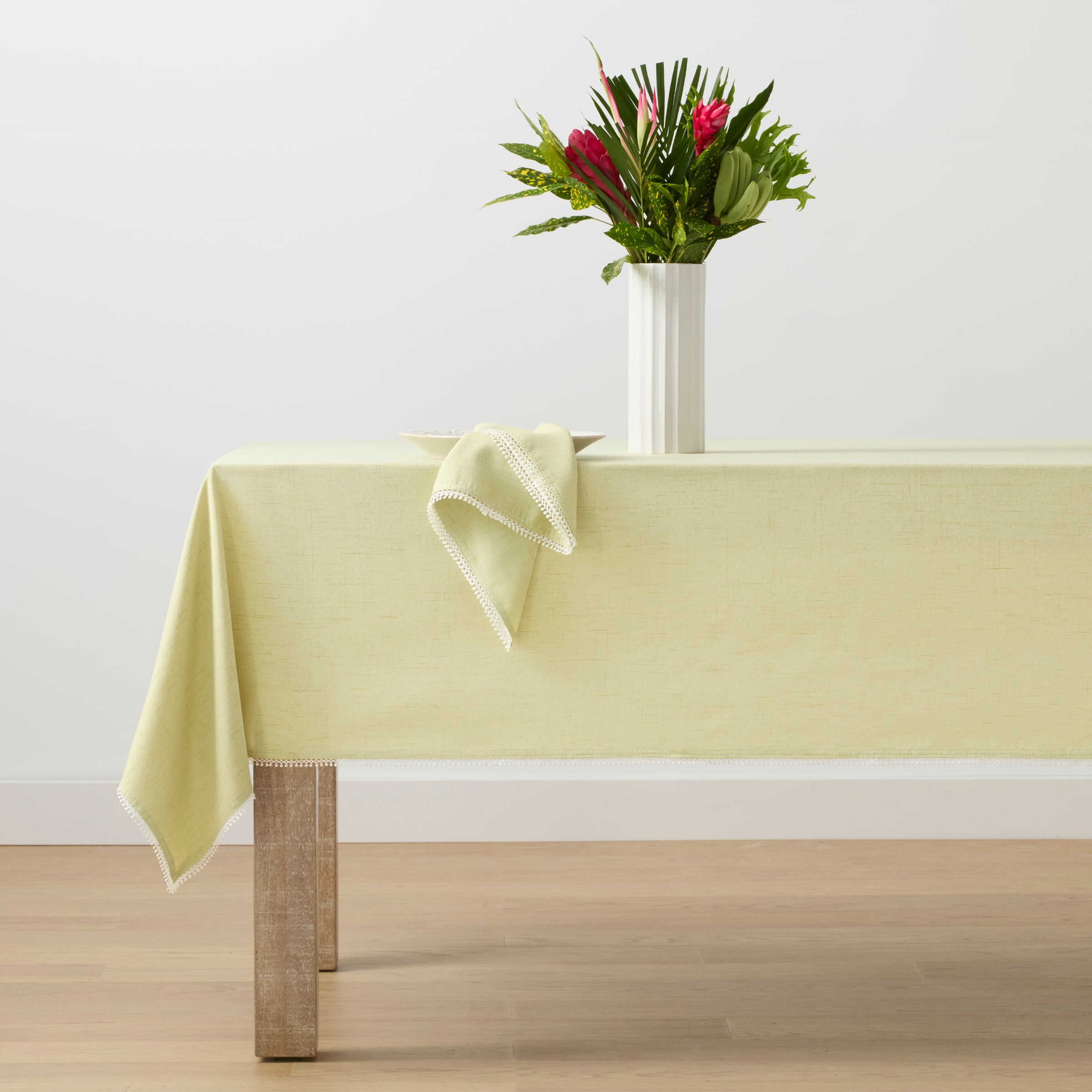 Pistachio French Country Tablecloth with Frayed Edges | French Perle