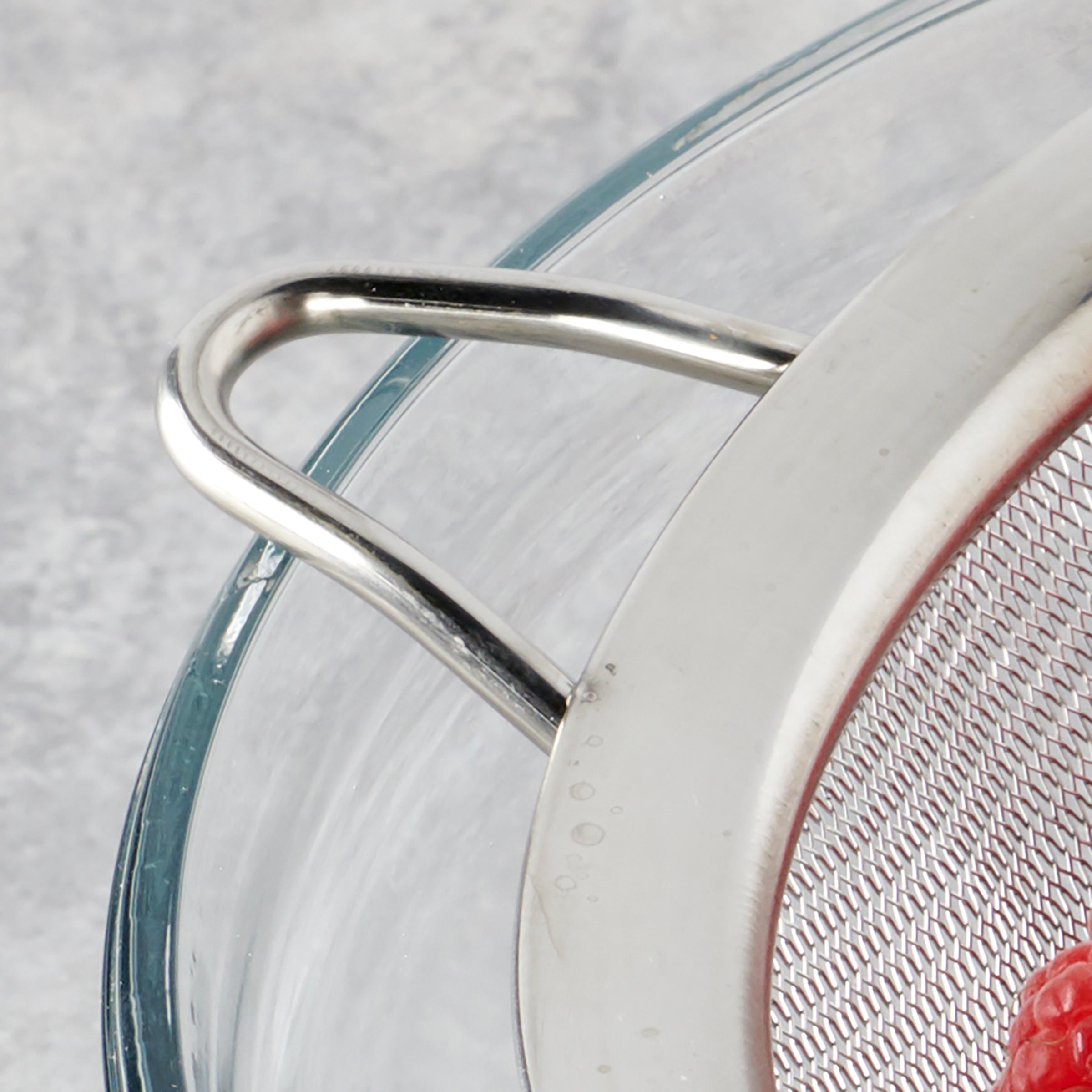 Stainless Steel 6'' Strainer for Cooking & Baking | Oneida Elite