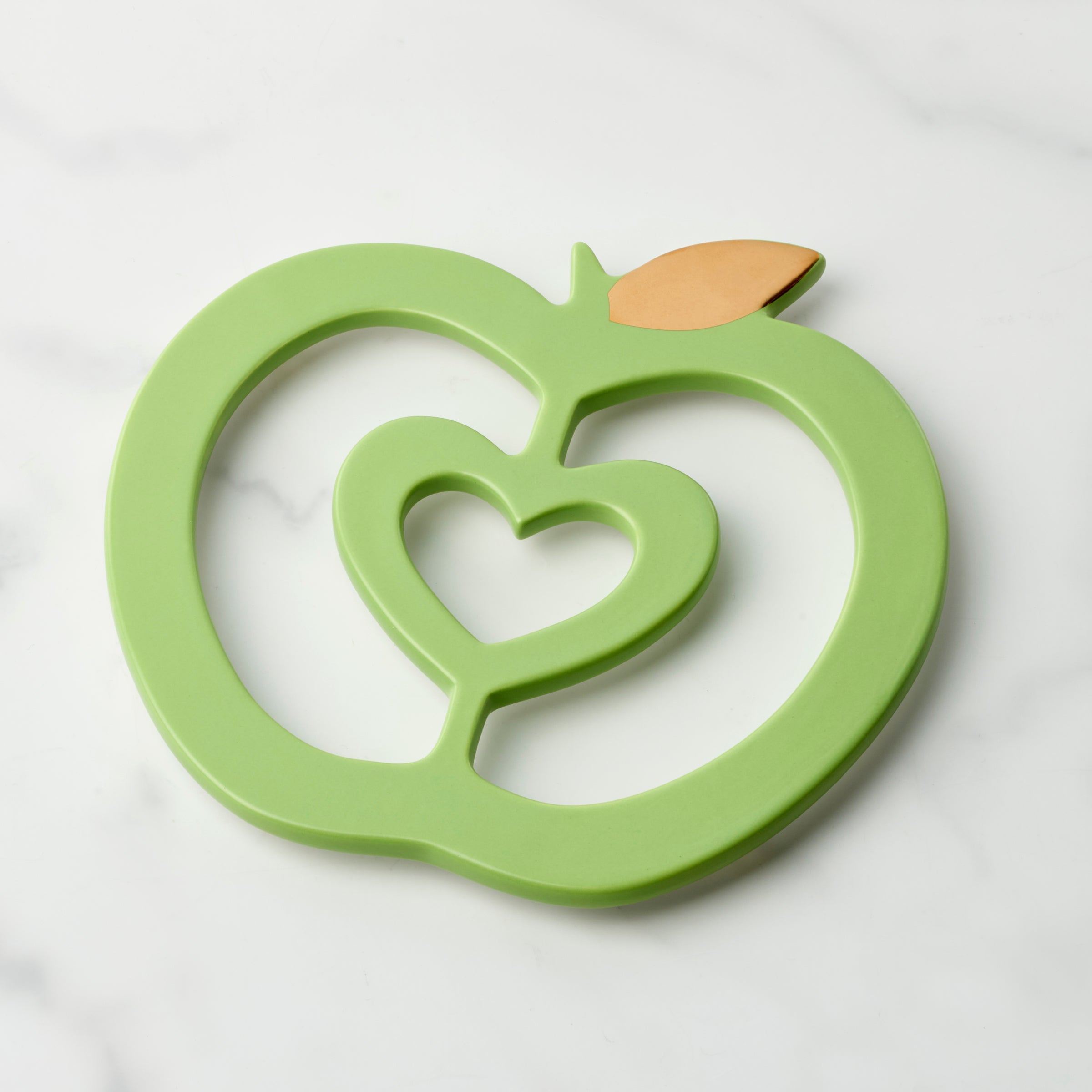 Apple-Shaped Trivet for Hot Pots & Pans | Tutti Fruity by Kate Spade
