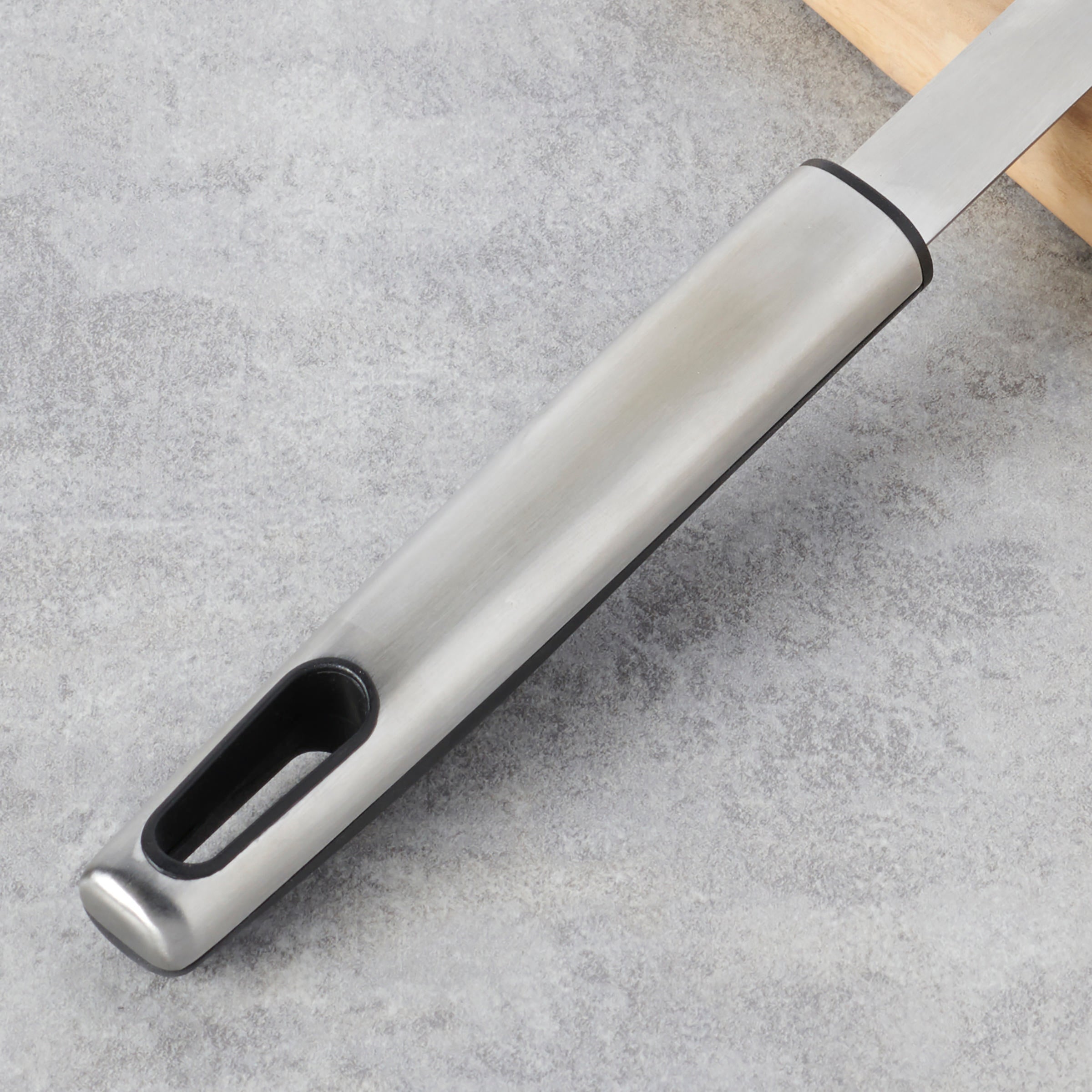Stainless Steel Ladle with Ergonomic Handle & Pouring Spout | Oneida