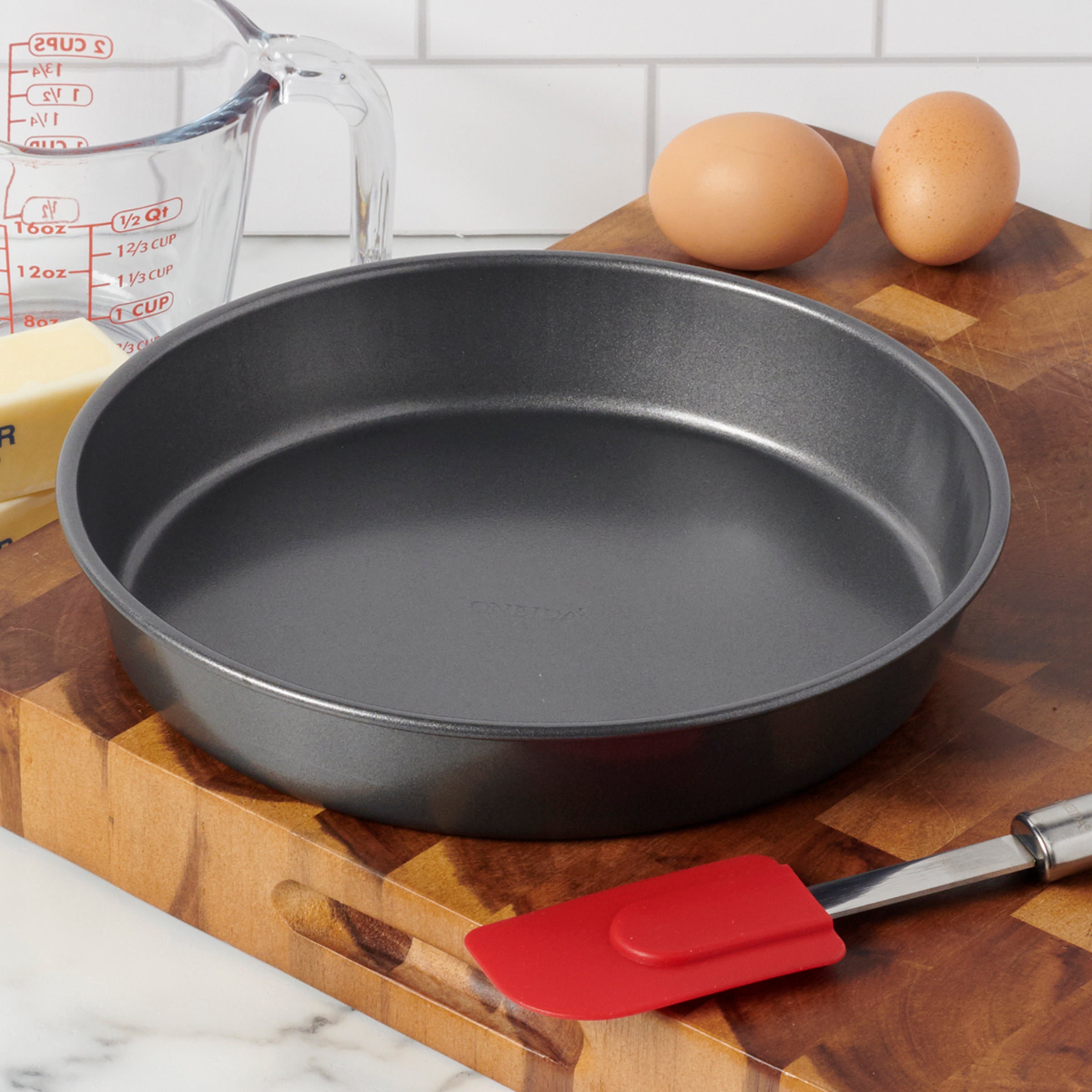 9-Inch Round Cake Pan - Non-Stick Carbon Steel Bakeware | Bliss