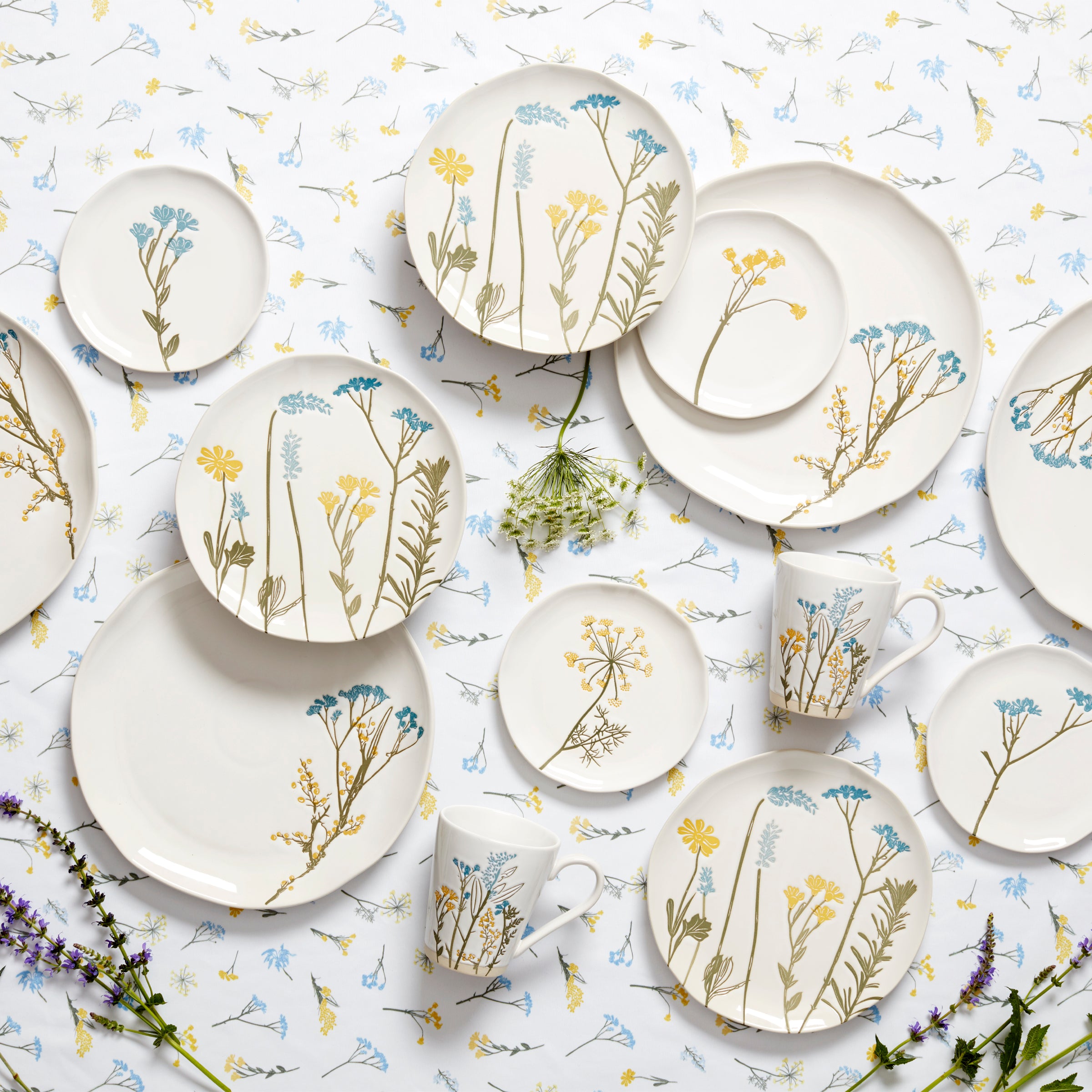 Wildflower Stoneware Tidbit Plates - Set of 4 for Entertaining