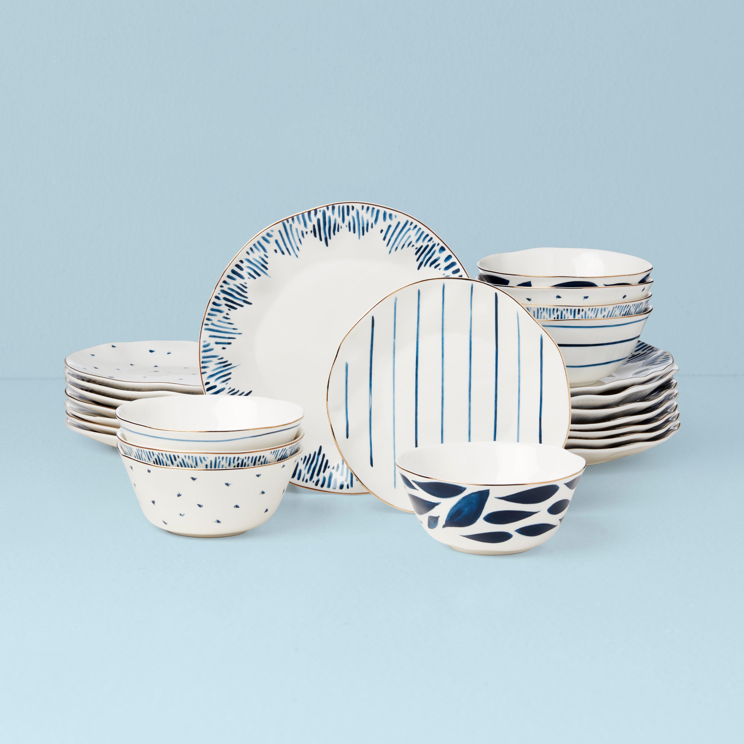 24-Piece Dinnerware Set with Gold Accents & Organic Edges | Blue Bay