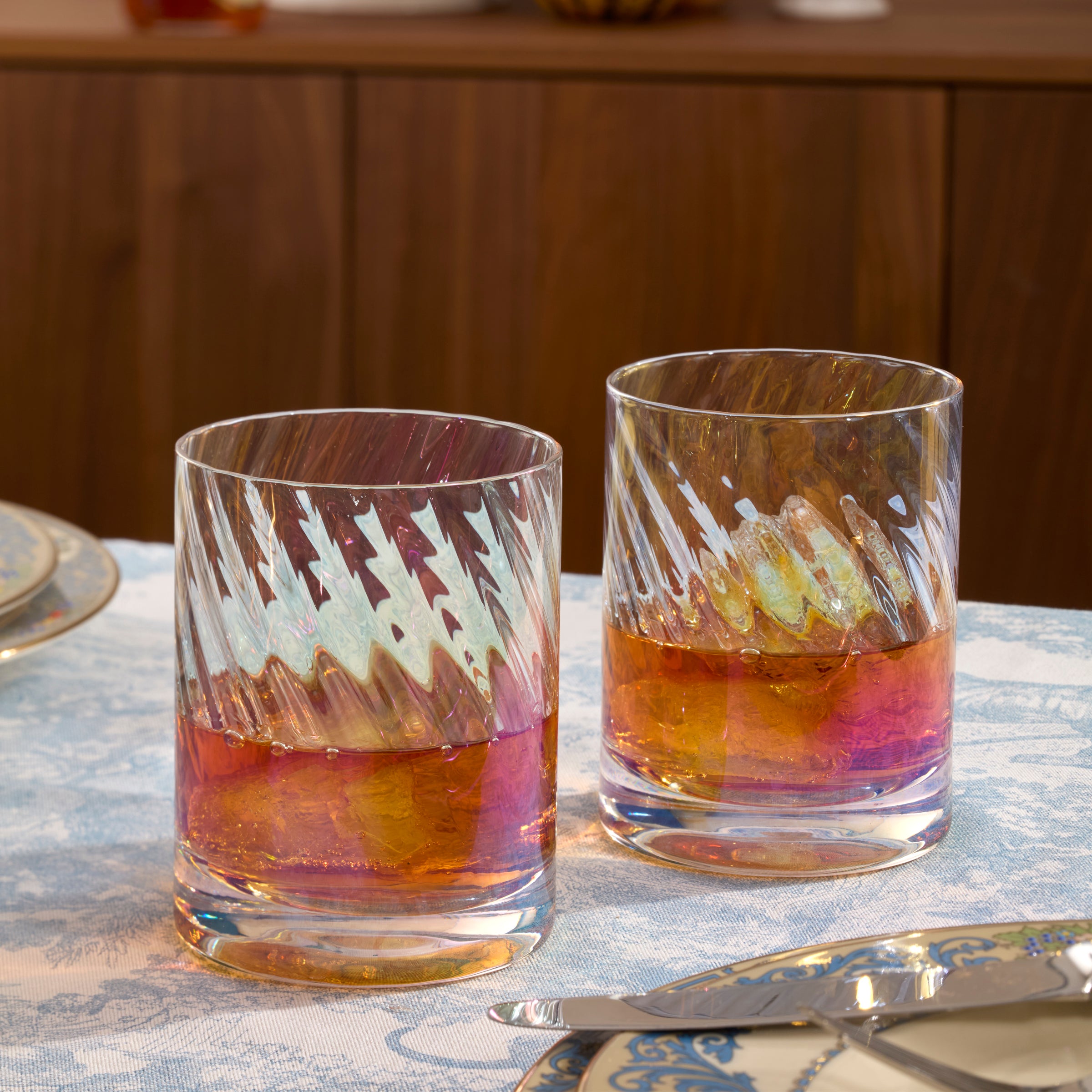 Iridescent Double Old Fashioned Glasses for Cocktails | Tuscany Classics