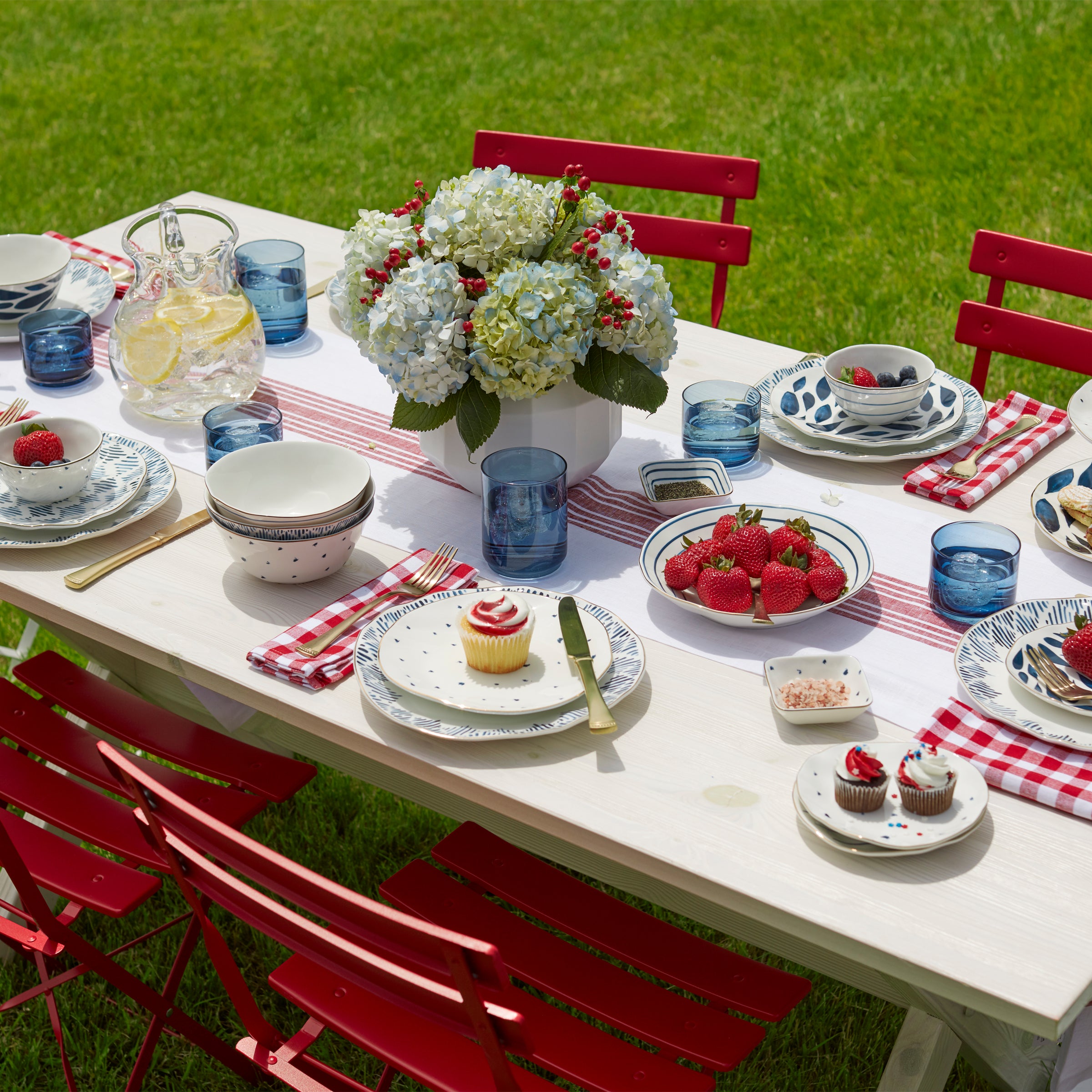 12-Piece Dessert Set with Gold Trim & Microwave-Safe | Blue Bay